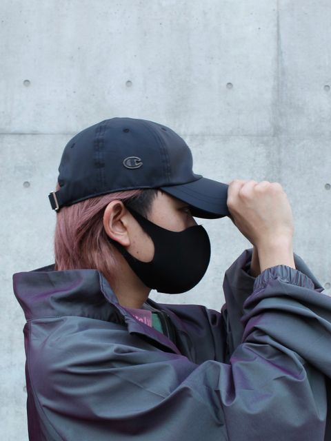 ESSENTIALSでスポーティ×ストリート セットアップコーデ