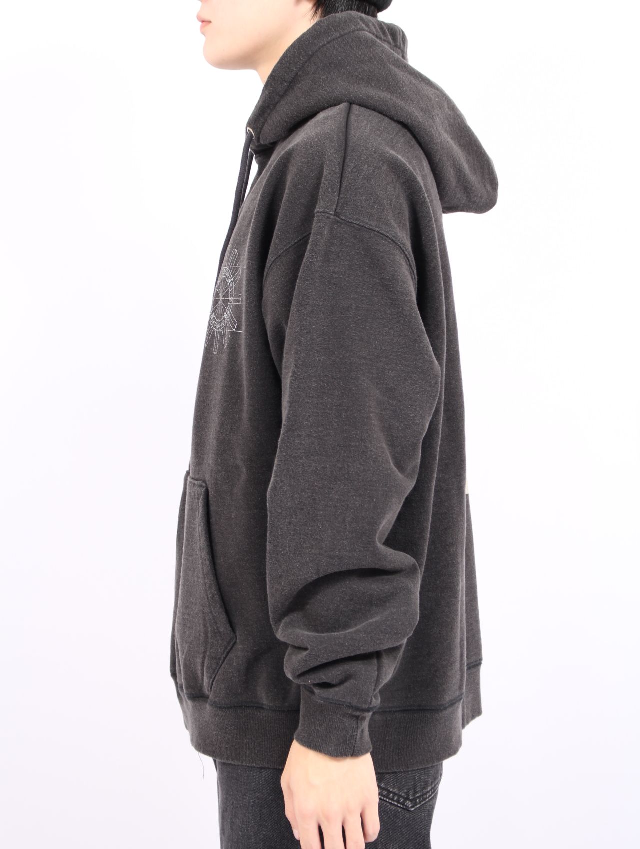 【25AW】スピーカー グラフィック フーディー パーカー / SPEAKER GRAPHIC HOODIE  / ブラック