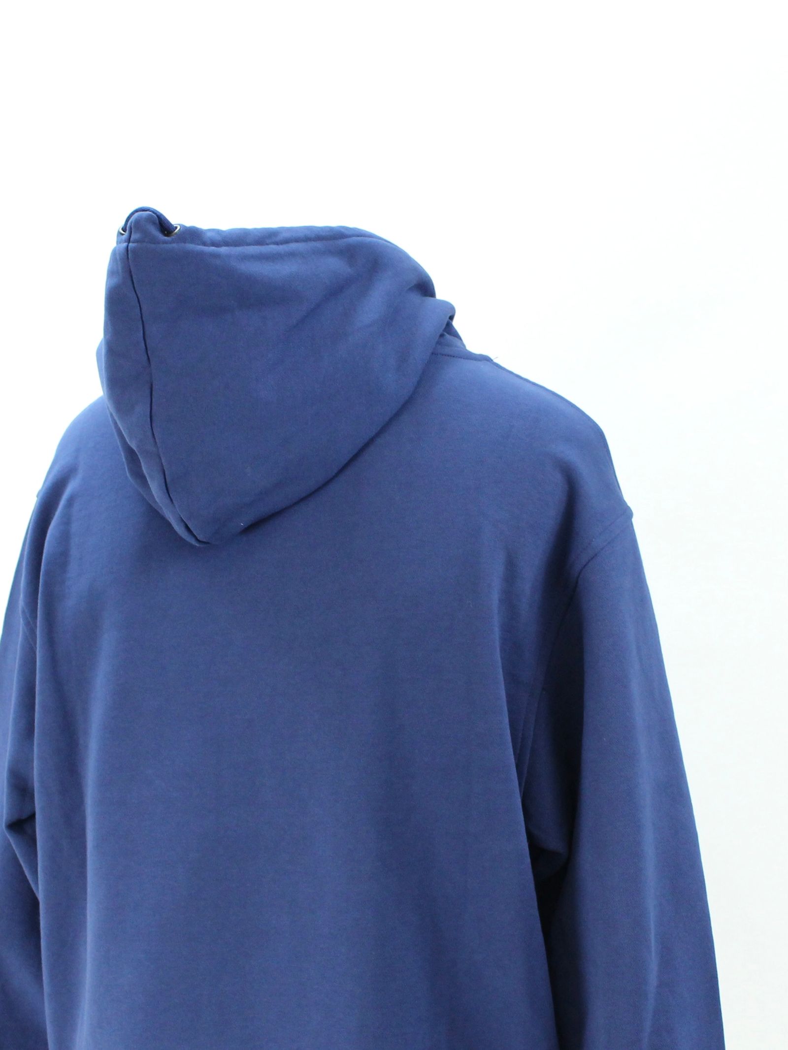 刺繍ロゴ フーディー / BLUE NAVY HOODIE WITH MULTICOLOR LOGO / ブルーネイビー × マルチ