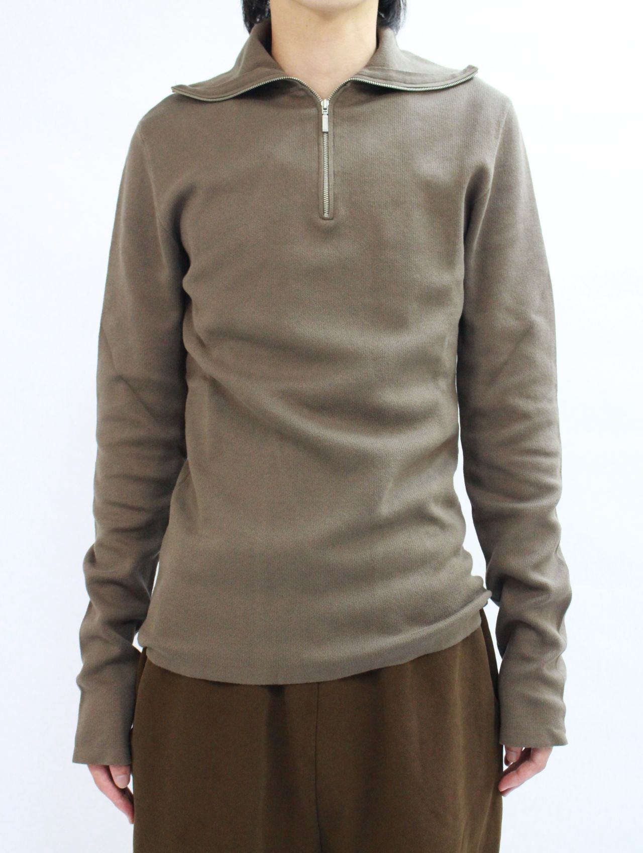 ジップアップ タートルネック / ZIP UP TURTLE NECK / BROWN (ブラウン)