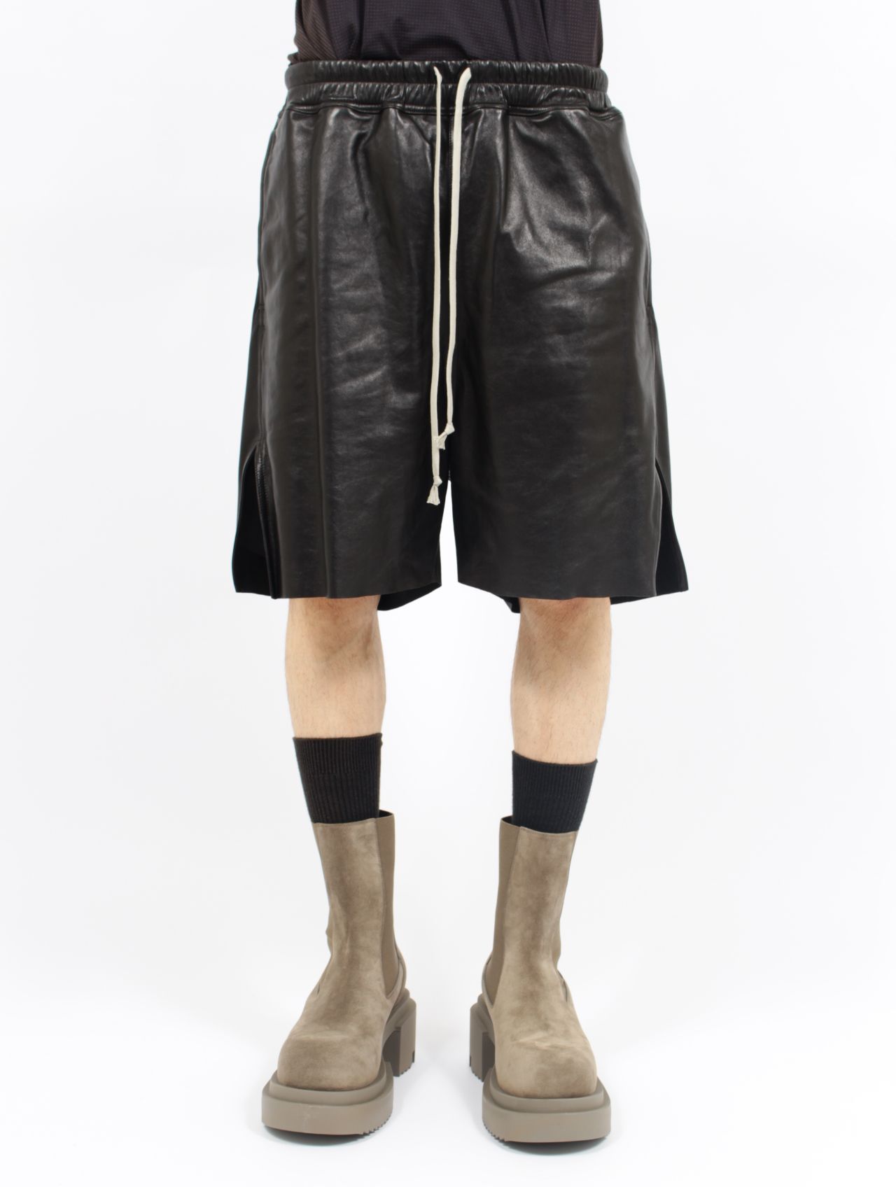 RICK OWENS - 【25AW】ボクサーズ ラムレザー ショートパンツ