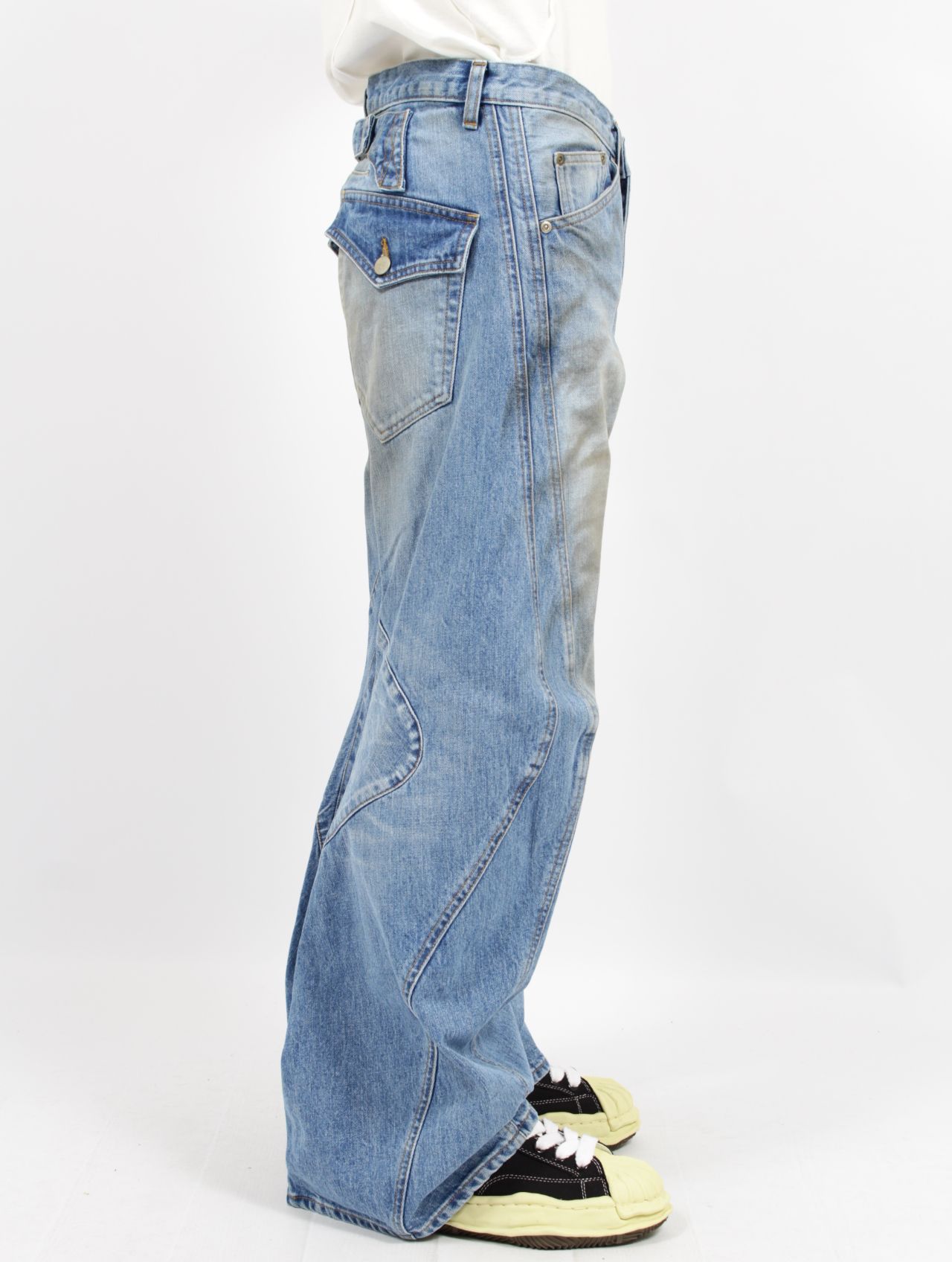 NVRFRGT - 【残りわずか】3D Twisted Wide Leg Jeans | ACRMTSM