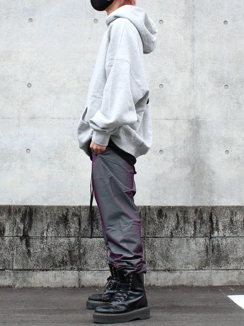 "ESSENTIALS"を使ったルーズストリートスタイリング