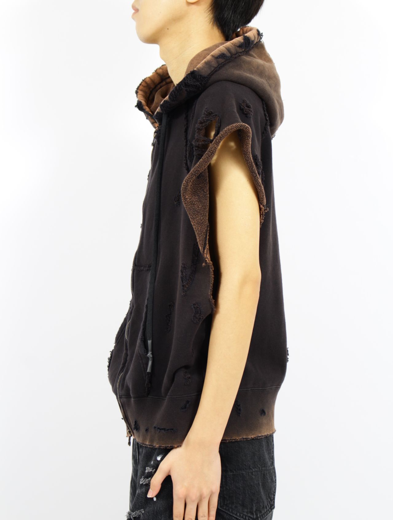 【25SS】ダメージ加工 スリーブレス パーカー / DAMAGED SLEEVELESS PARKA.13 / ラスティーブラック