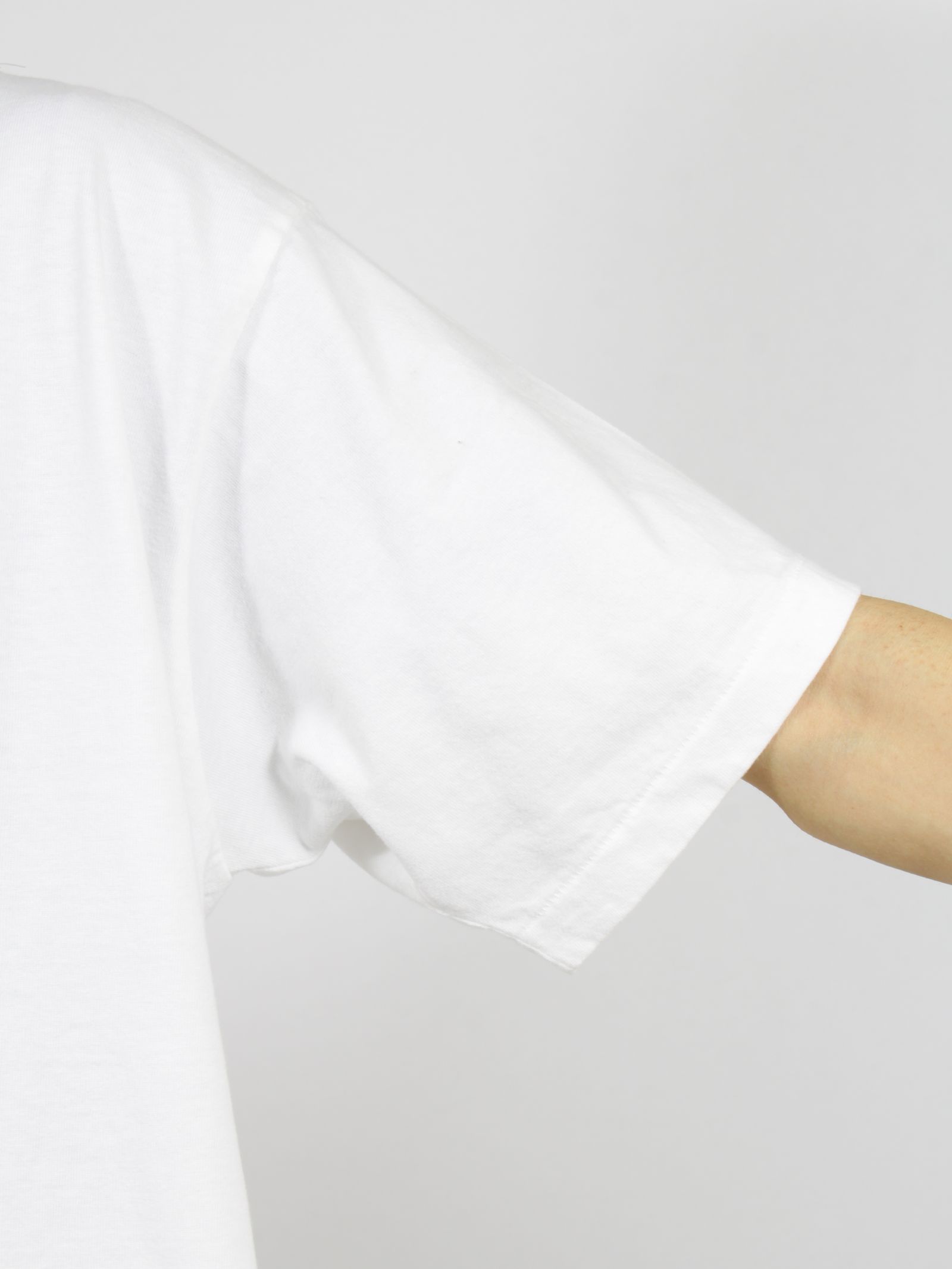 【26SS】ティム・バーバー フォトグラフ ボーイ Tシャツ オニータ / Tim Barber Photograph BOY T-SHIRT ONIETA / ホワイト