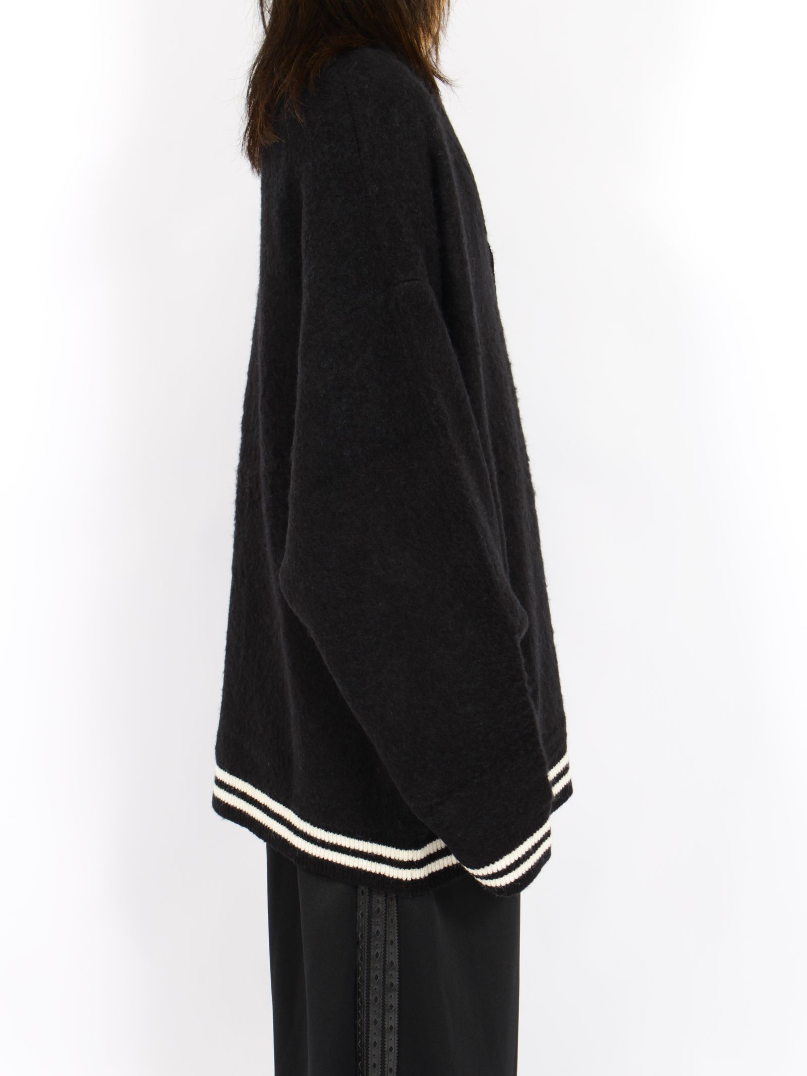 【26AW】ヤンキース ロゴ ニット カーディガン / YANKEES LOGO KNIT CARDIGAN / ブラック