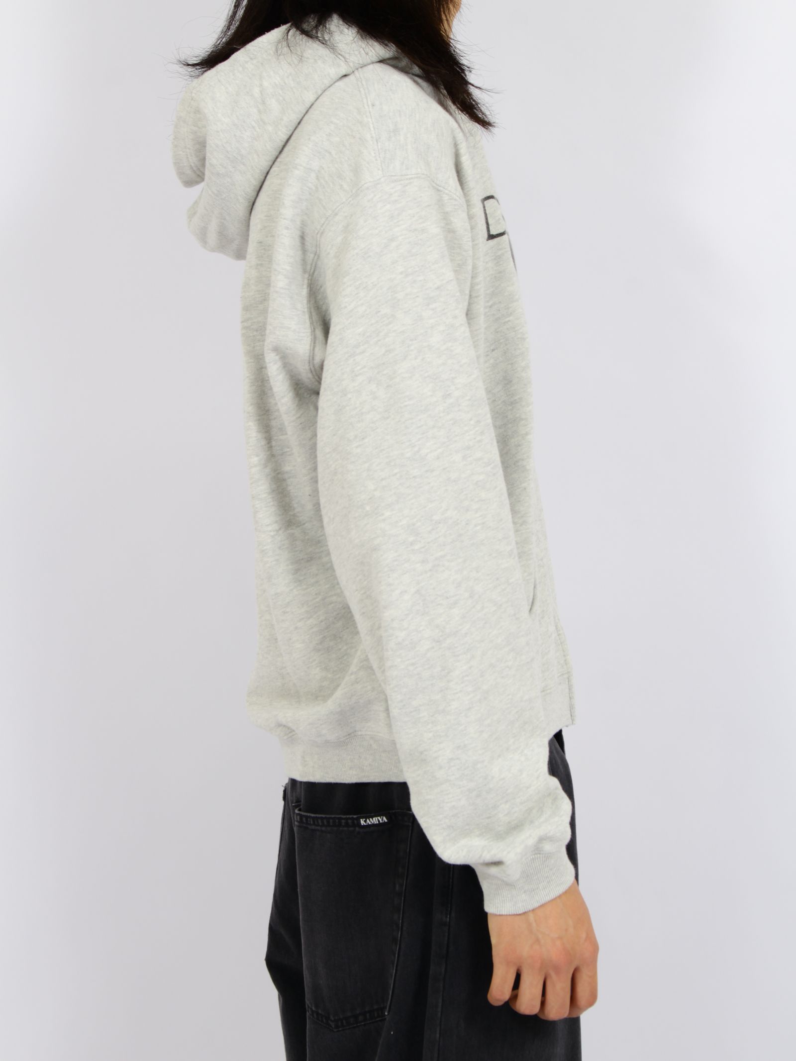【26AW】ディストーテッド・ガール・ジップアップ・フーディ / "DISTORTED Girl" Zip-up Hoodie / グレー
