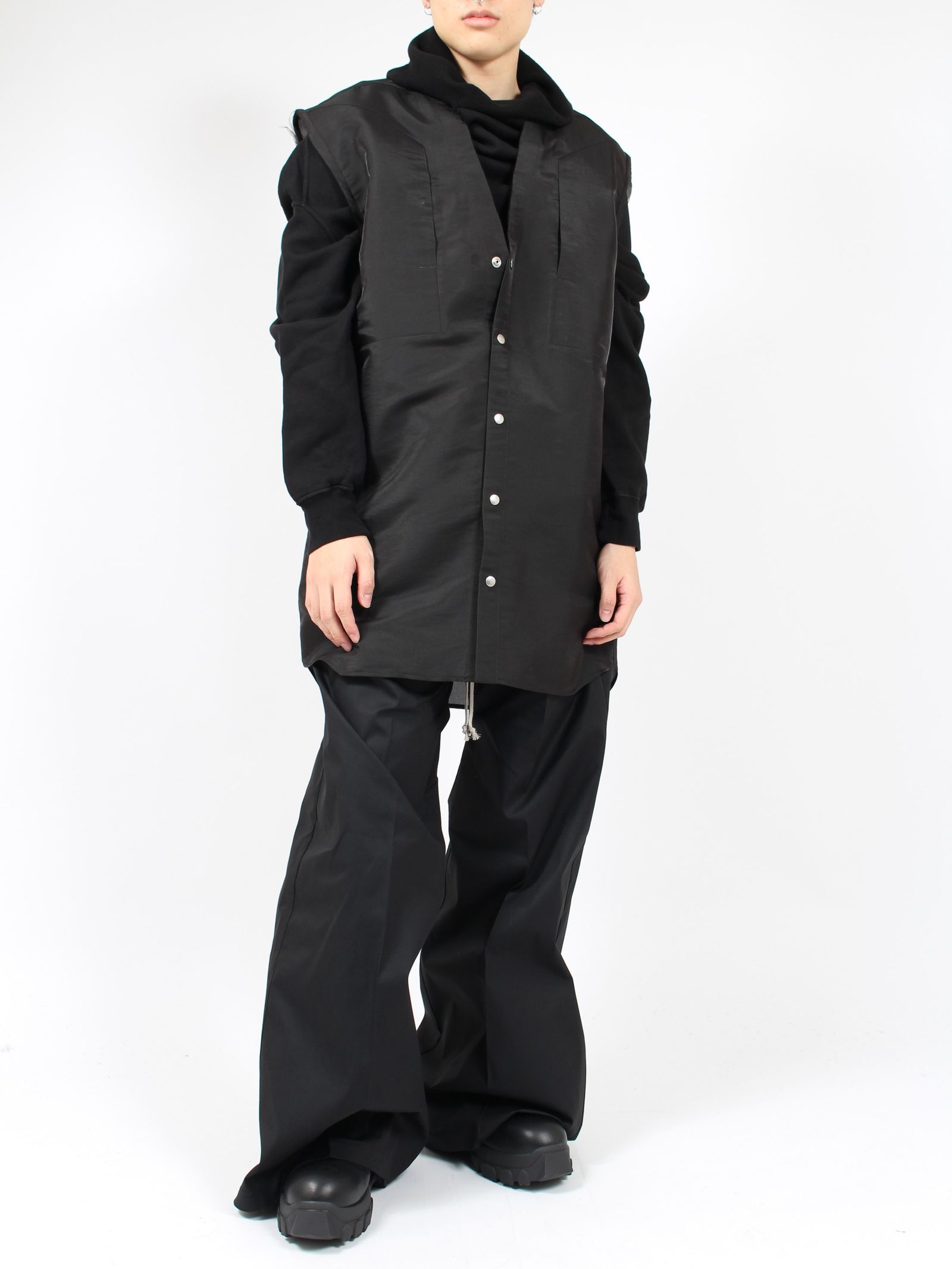 RICK OWENS - 【24SS】ストロボ ジャンボ カットアウト アウターシャツ / STROBE JUMBO CUT OUT  OUTERSHIRT / ブラック | STORY