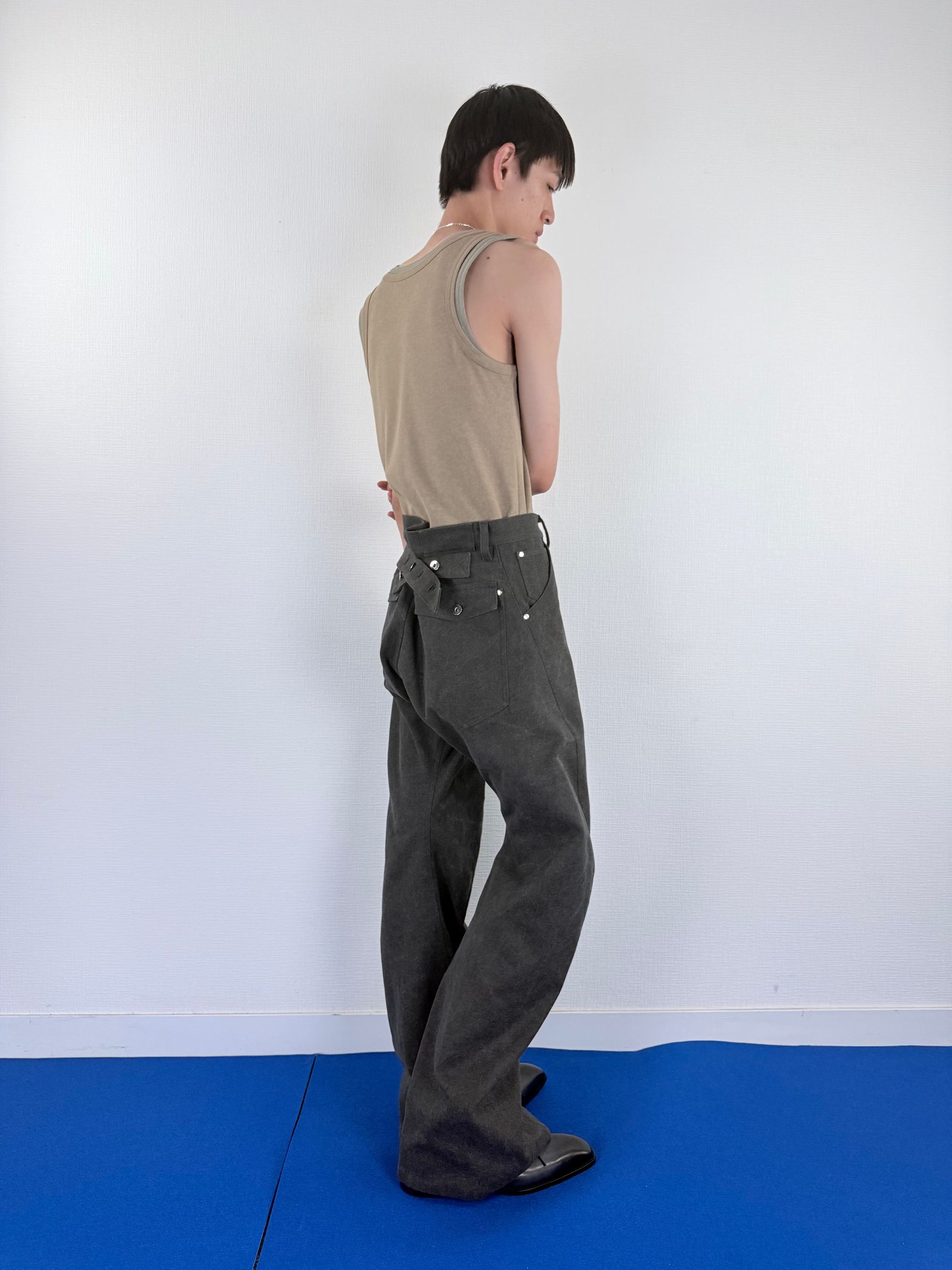【26SS】 3D バック アジャスト デニム パンツ / 3D BACK ADJUST DENIM PANTS / ダークグレー