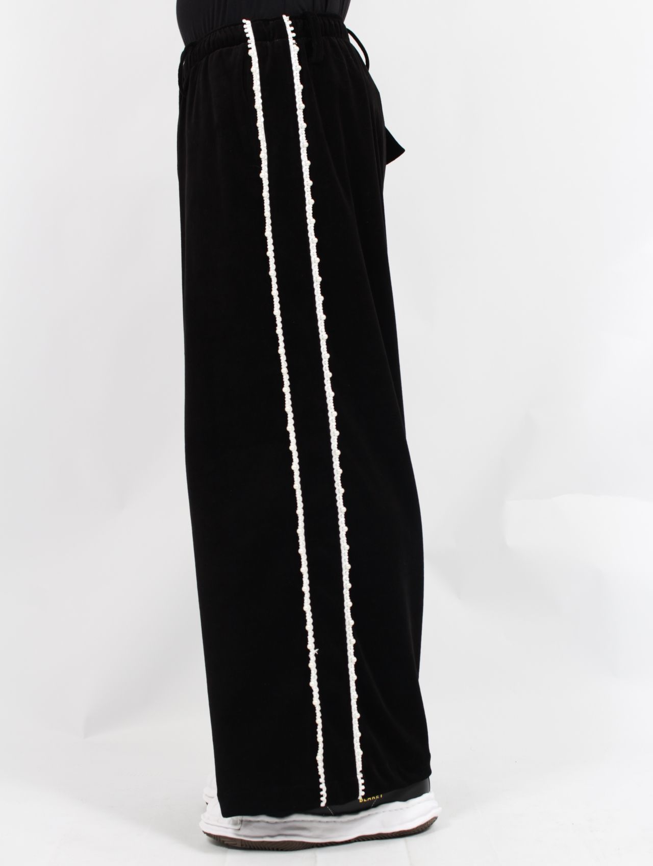 【25SS】パール パイピング ベロア トラック パンツ / PEARL PIPING VELOURS TRACK TROUSERS / ブラック【&TEAM TAKI着用】