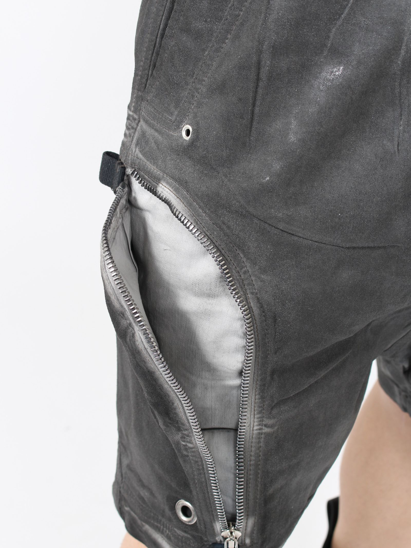 【24SS】バウハウスカーゴ デニム コーティンング サルエル ショートパンツ / BAUHAUS SHORTS / ダークダスト