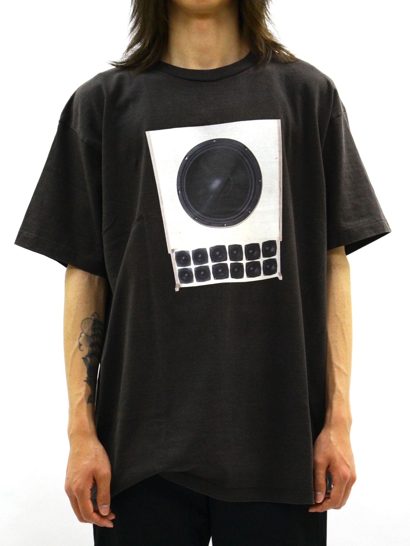 【26SS】スピーカー グラフィック Tシャツ / SPEAKER TEE / ブラック