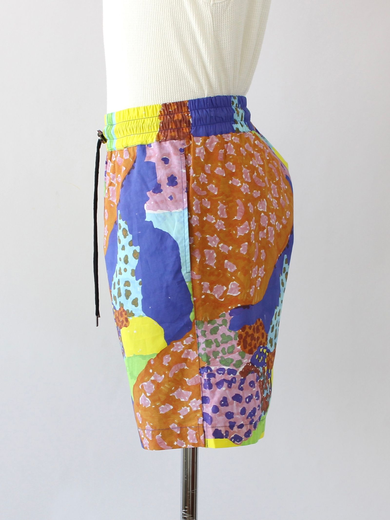 樹木柄 アートショートパンツ / SHORT PANTS IN ALL OVER “ALBERI” / マルチカラー