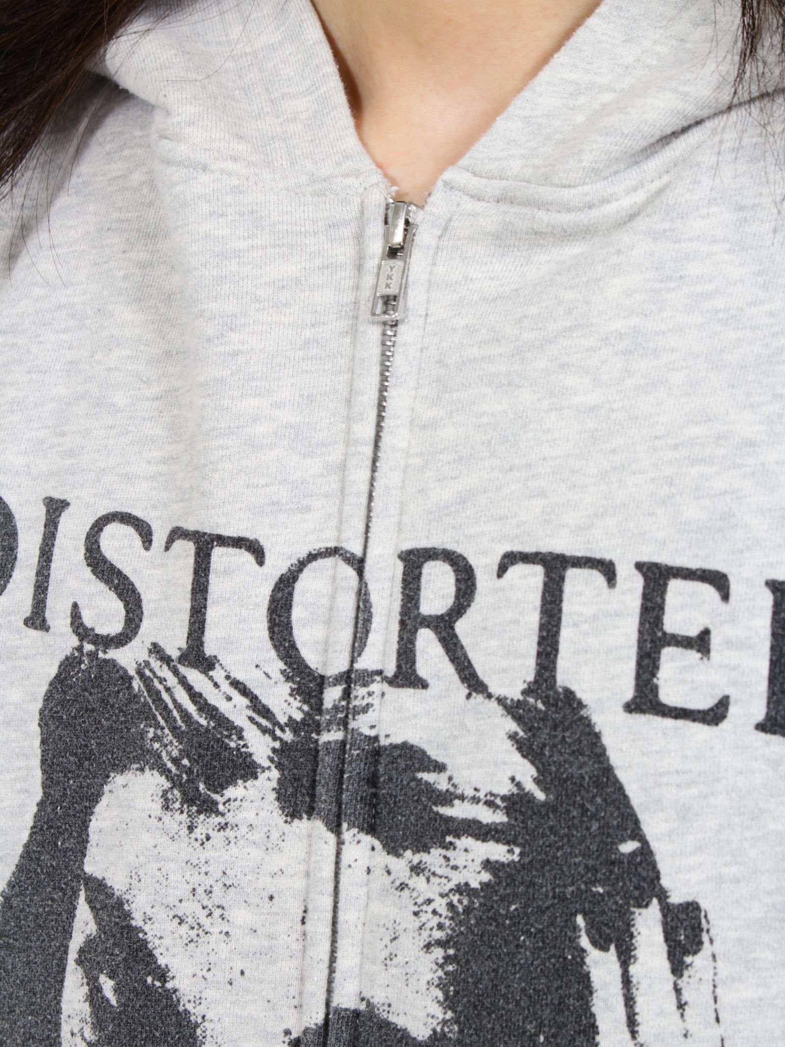 【26AW】ディストーテッド・ガール・ジップアップ・フーディ / "DISTORTED Girl" Zip-up Hoodie / グレー