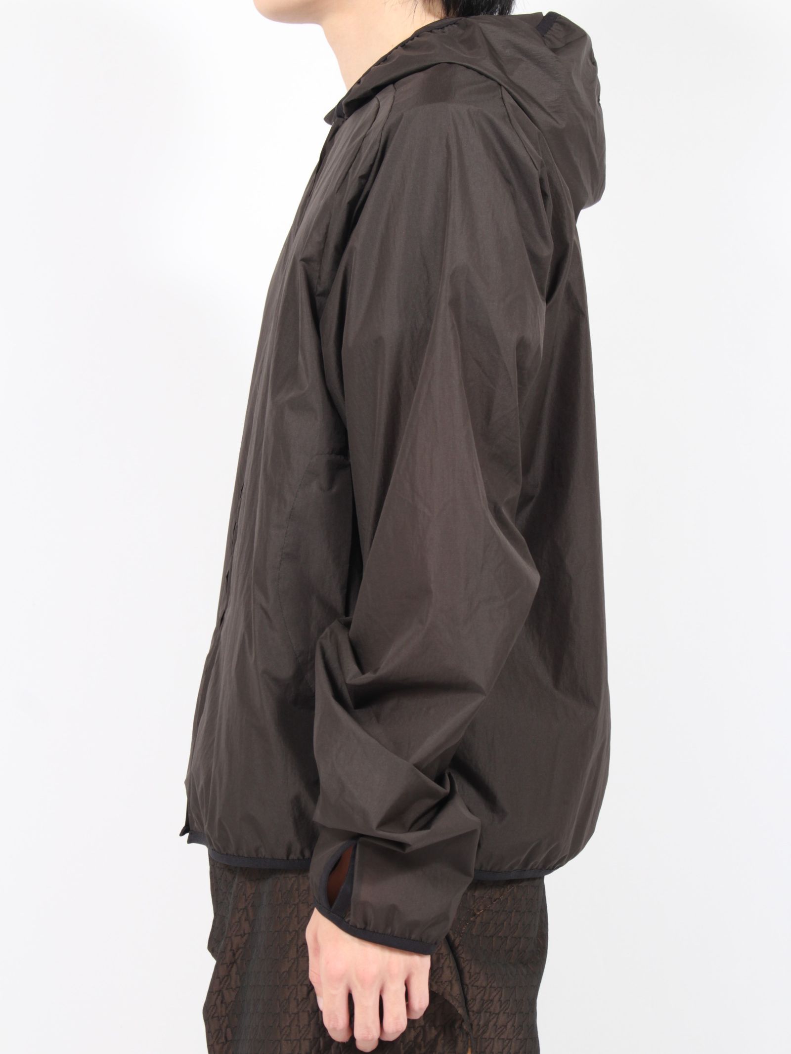 【24AW】ベーシック ユニット ジップアップ フーディー / BASIC UNIT 05 / チャコール