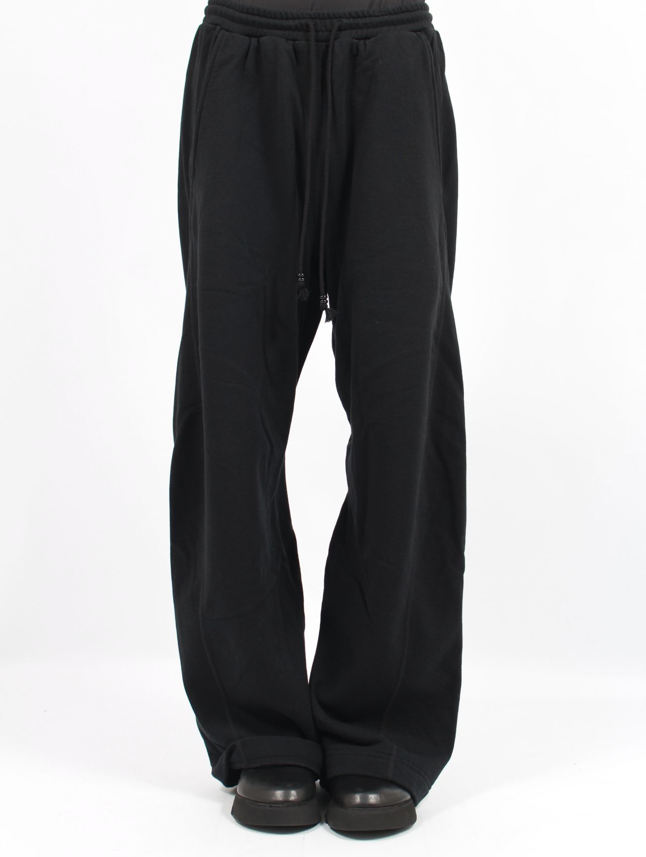 【25AW】 3D ツイステッド ラウンジ パンツ スウェット パンツ / 3D TWISTED LOUNGE PANTS / DARK NAVY(ダーク ネイビー)