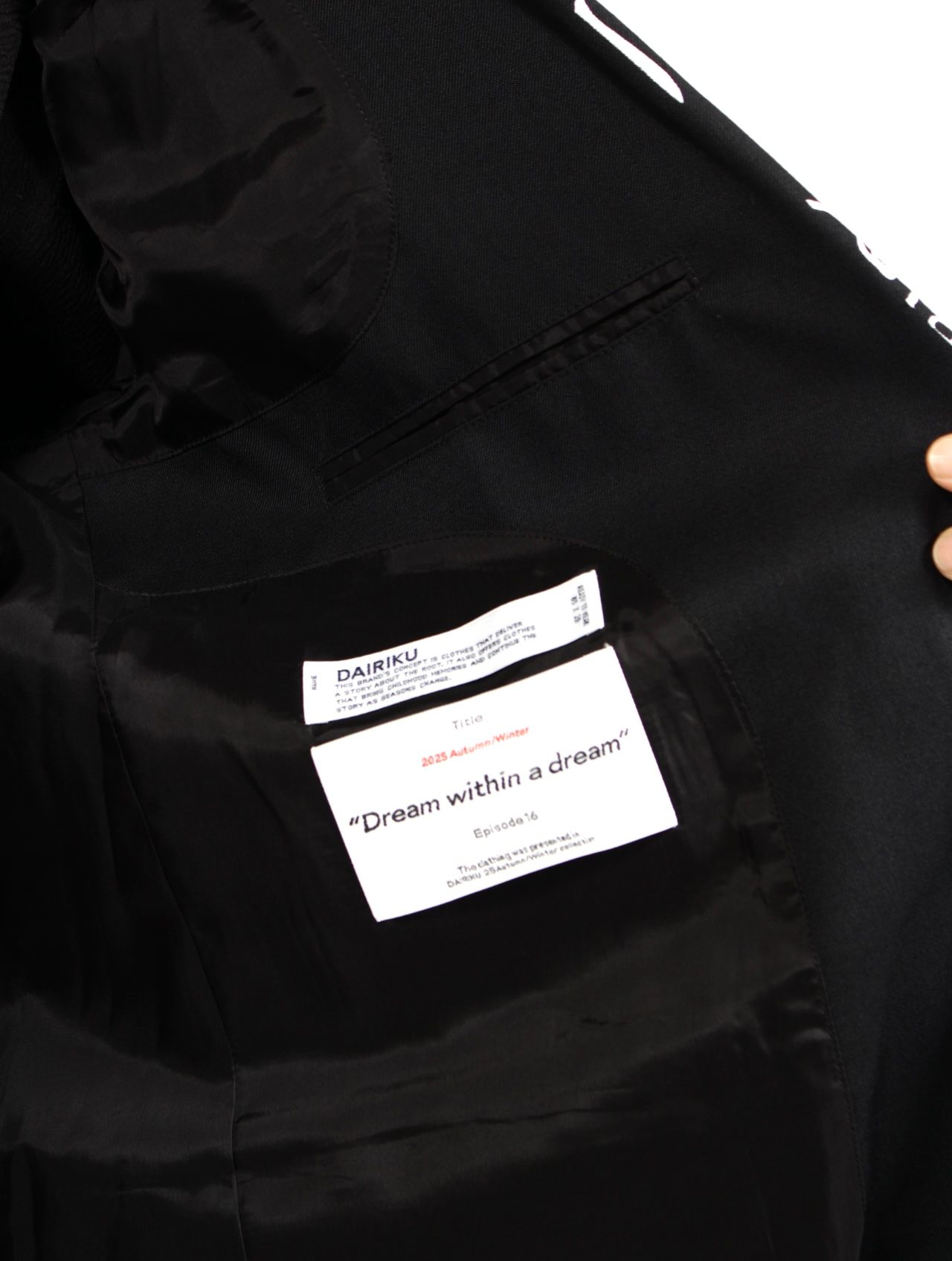 【25AW】"タトゥー" プリント テーラード ジャケット / "TATTOO" PRINTED TAILORED JACKET / ブラック