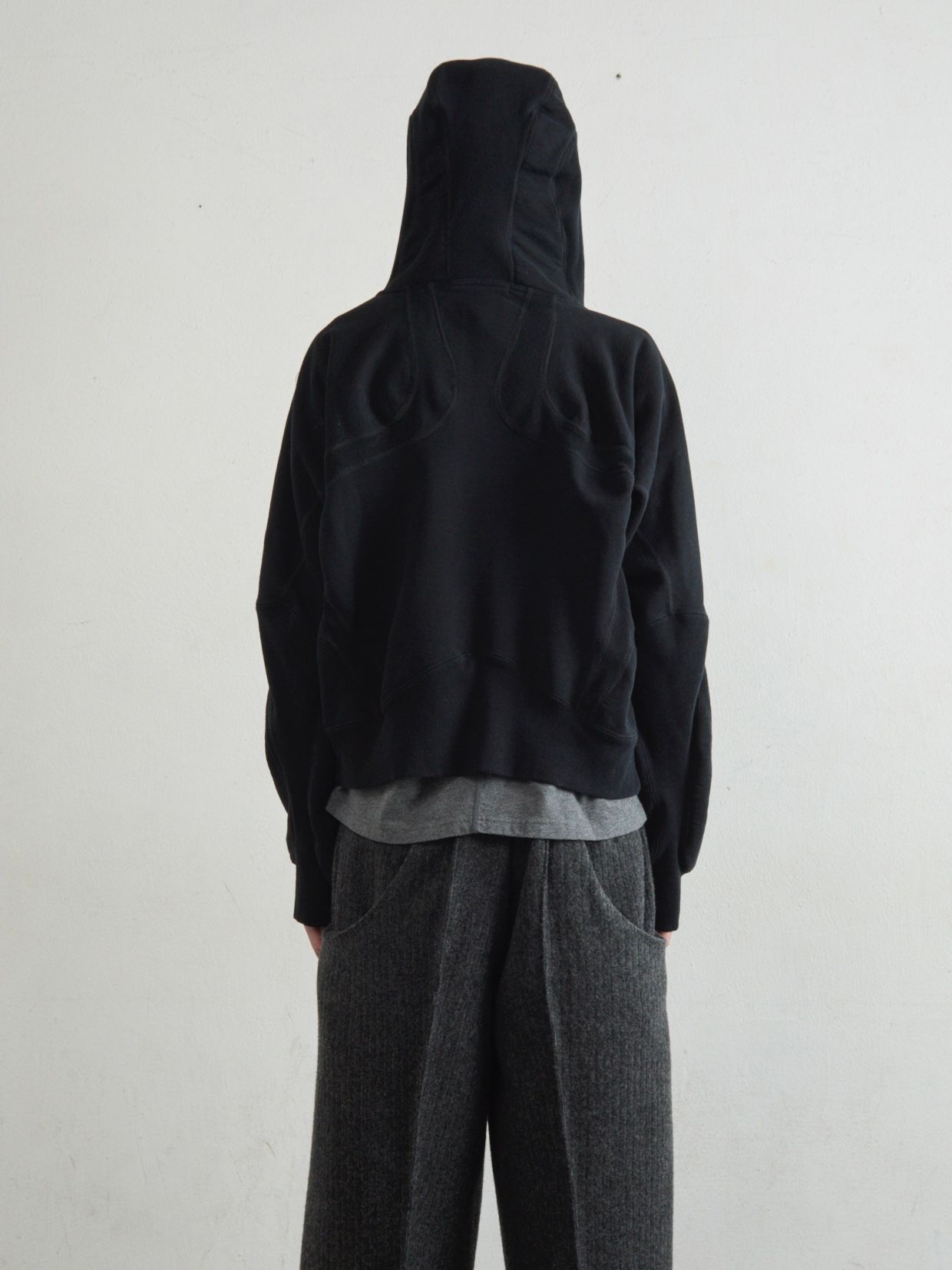 NVRFRGT - 【25AW】 パネルド ジップアップ フーディー