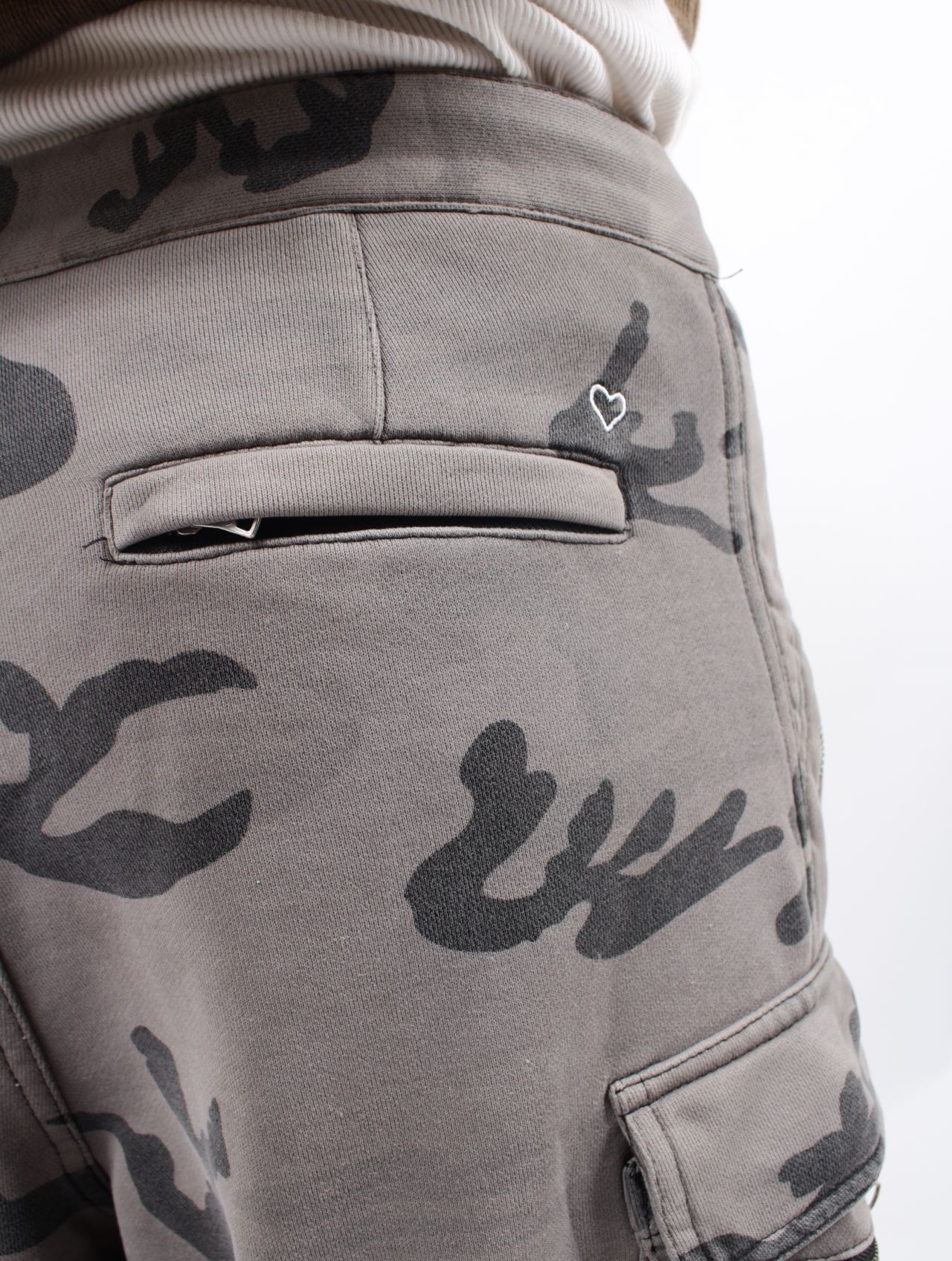 【25SS】カモ ラージ フィット スウェット トラウザー パンツ / CAMO LARGE FIT TROUSER / グリーンカモ