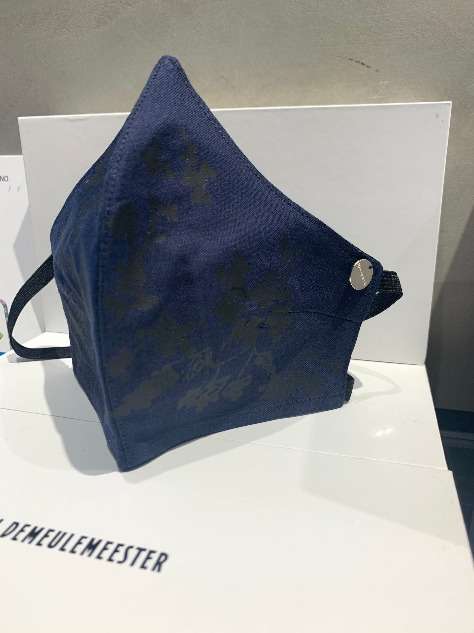 藤柄 マスク MOUTH MASK BLUE + PRINT“BLOSSM“BLACK