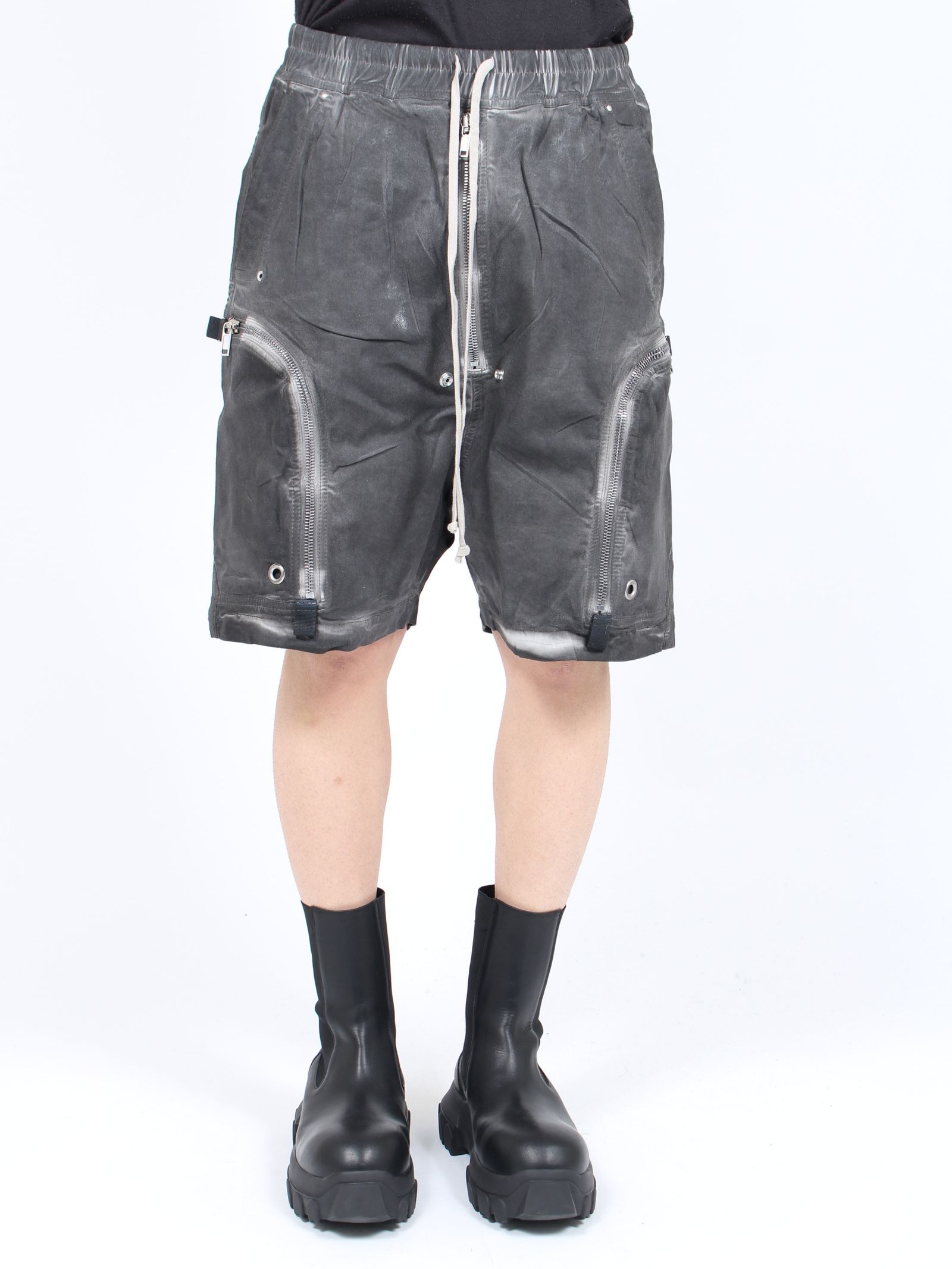 RICK OWENS DRKSHDW - 【24SS】バウハウスカーゴ デニム コーティンング サルエル ショートパンツ / BAUHAUS  SHORTS / ダークダスト | STORY