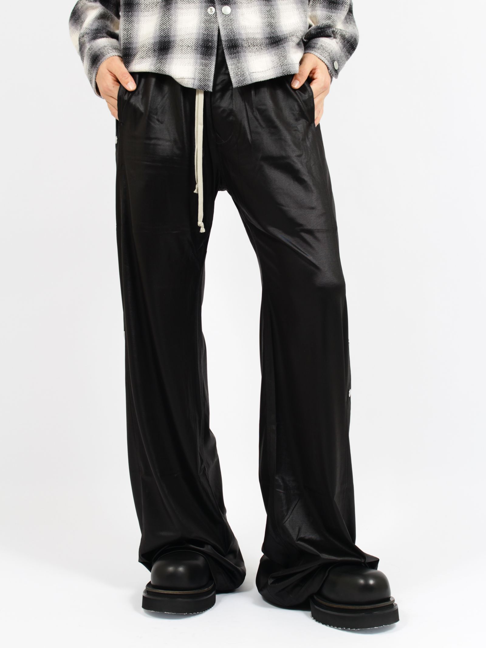 【26SS】サイドスナップボタン ワイド プッシャー パンツ / WIDE PUSHER PANTS / ブラック