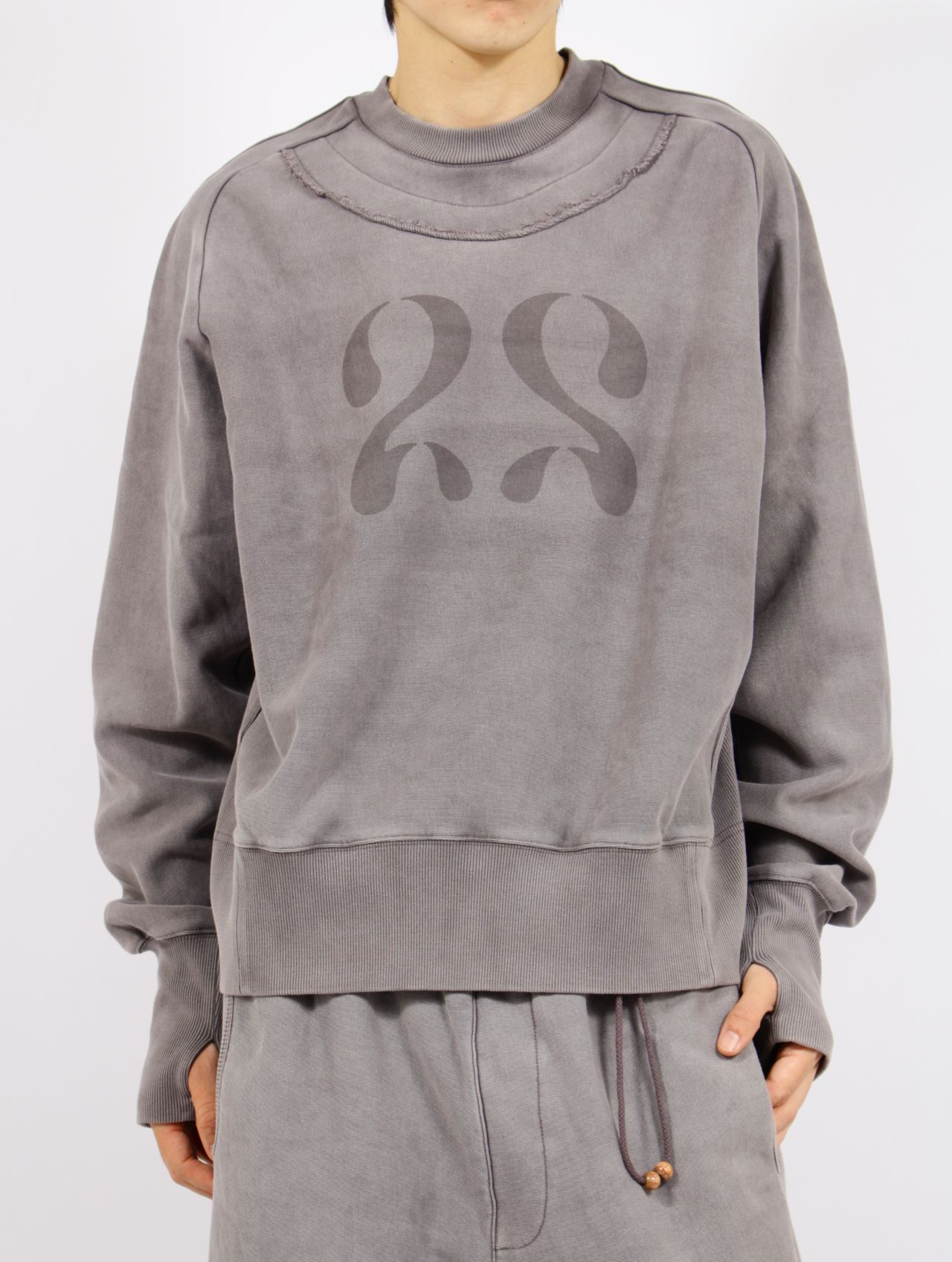 【25AW】25 スウェット トップス / 25 TOP / グレー