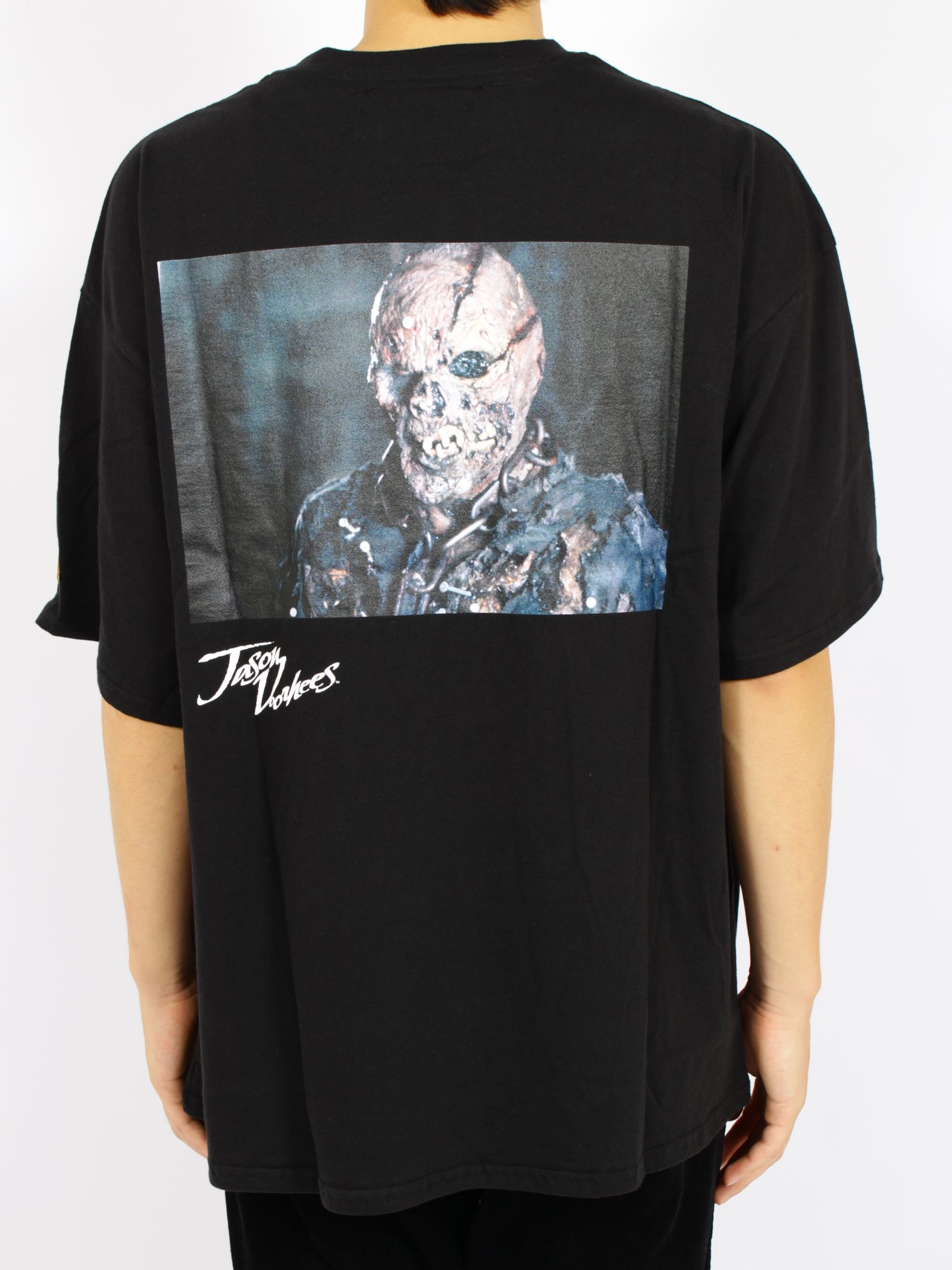 【13日の金曜日コラボ】ムービー シーン Tシャツ / x FRIDAY THE 13TH MOVIE SCENE T-SHIRT / ブラック