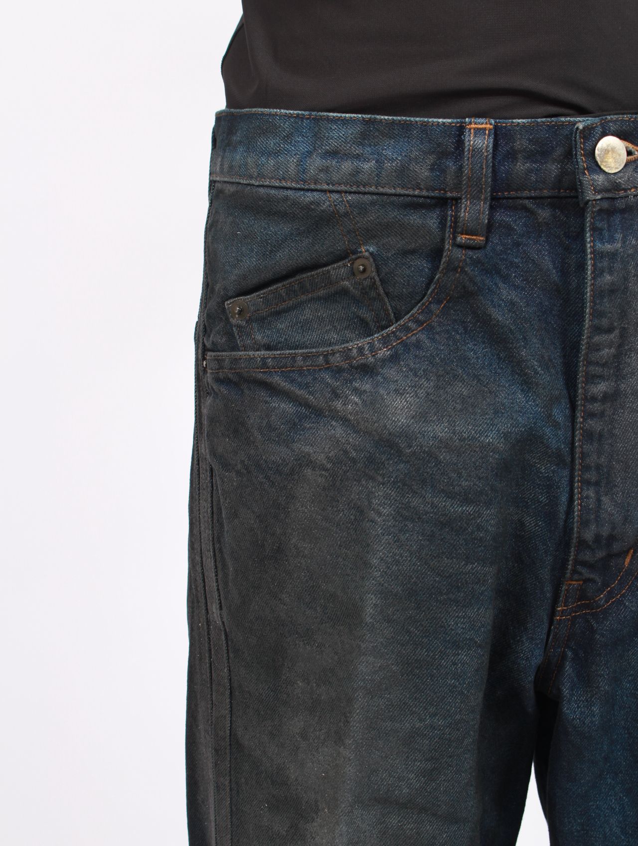 【25AW】 3D ツイステッド ワイド レッグ ジーンズ / 3D TWISTED WIDE LEG JEANS / LUSTER COATED DARK INDIGO(ダーク インディゴ)