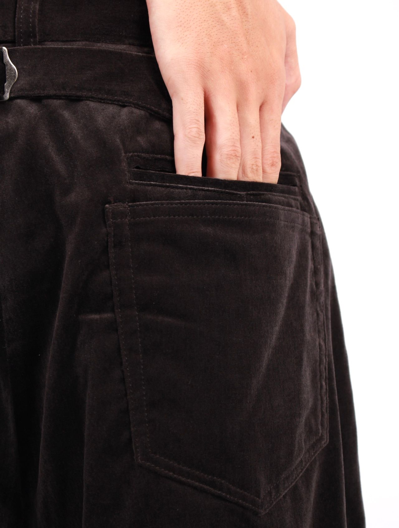 【25AW】"D"バックル スーパー ワイド ベロア パンツ / "D" BUCKLE SUPER WIDE VELOR PANTS / ブラック
