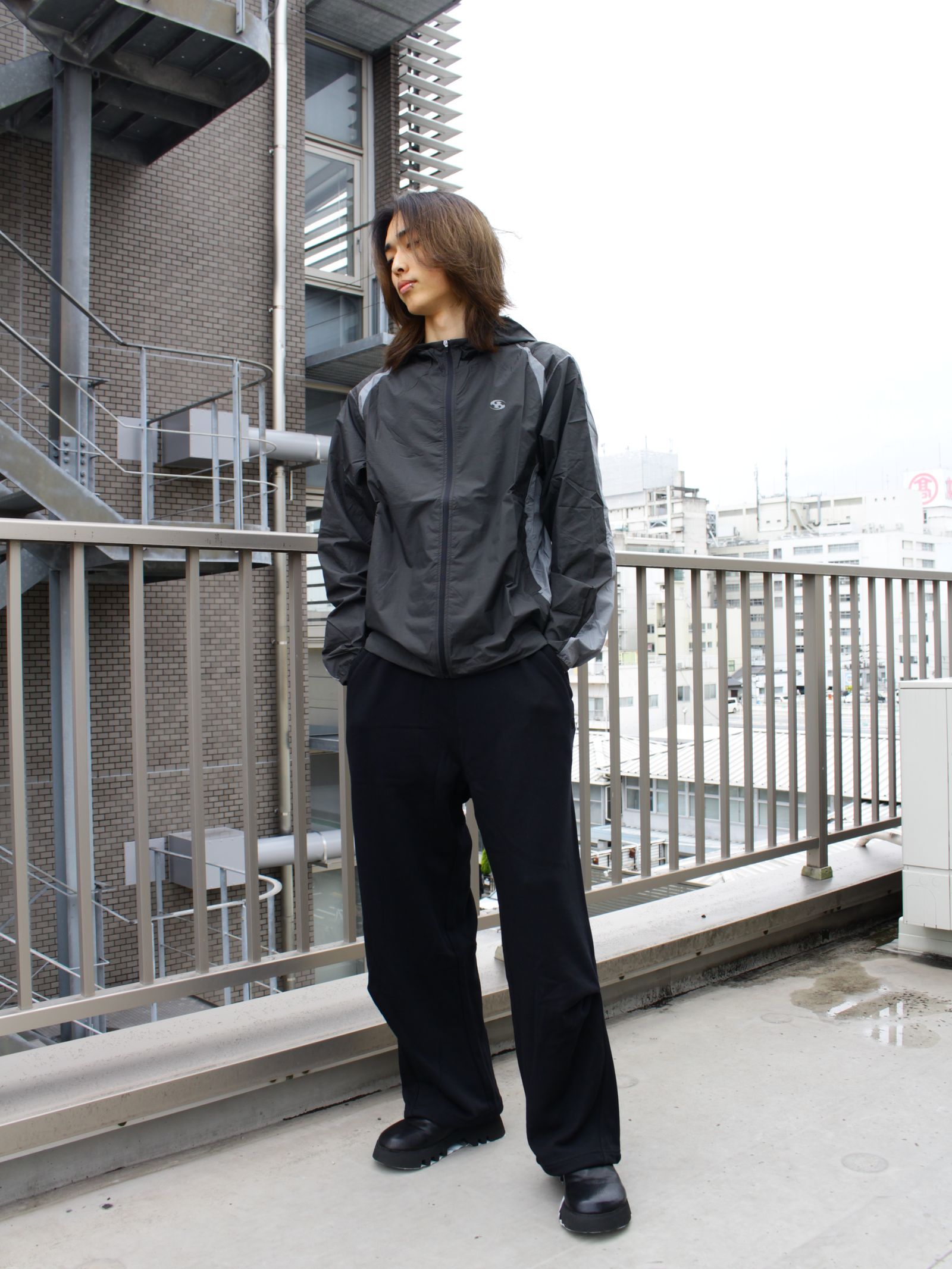 【26SS】パネルド ジャケットを使用した春のテックコーデ。