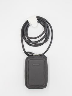 レザーストラップ付アイフォンアクセサリー マイクロバッグ / STRAPPED ACCESSORY MICROBAG / グレー