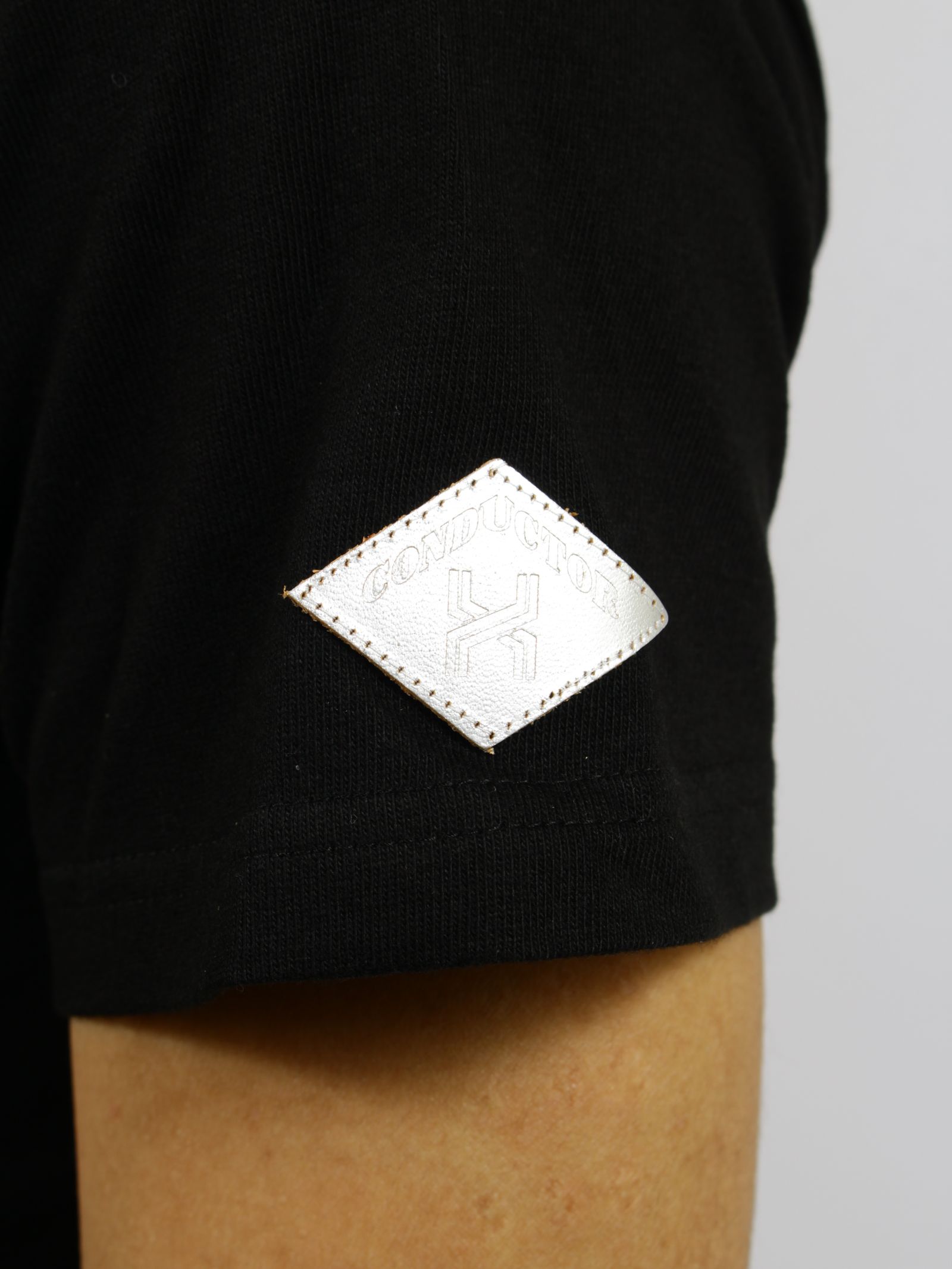 【26SS】ストーン デコレート ハート トライバル ミニ Tシャツ / STONE DECORATED HEART TRIBAL MINI T-SHIRT / ブラック