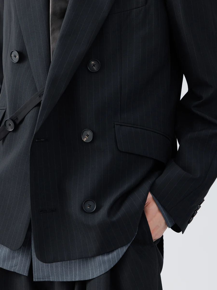 【26AW】  ストライプ ウール ダブルブレステッド ジャケット / STRIPE WOOL DOUBLE BREASTED JACKET .16 / ブラック