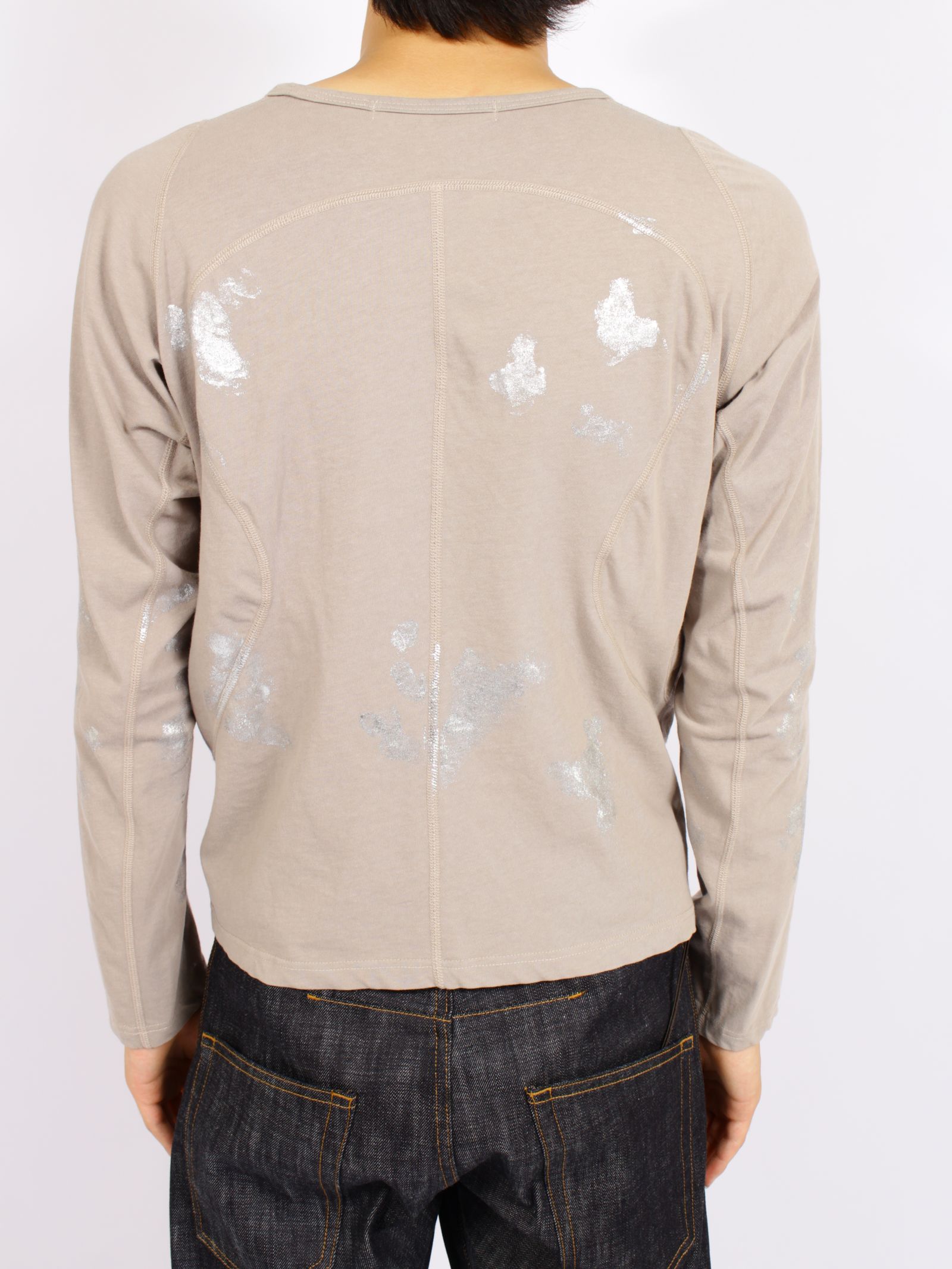 【26AW】フォイル プリント スプラッター ロング スリーブ Tシャツ 銀箔 長袖 カットソー / FOIL PAINT SPLATTER LONG SLEEVE T-SHIRT / CLAY(ベージュ)