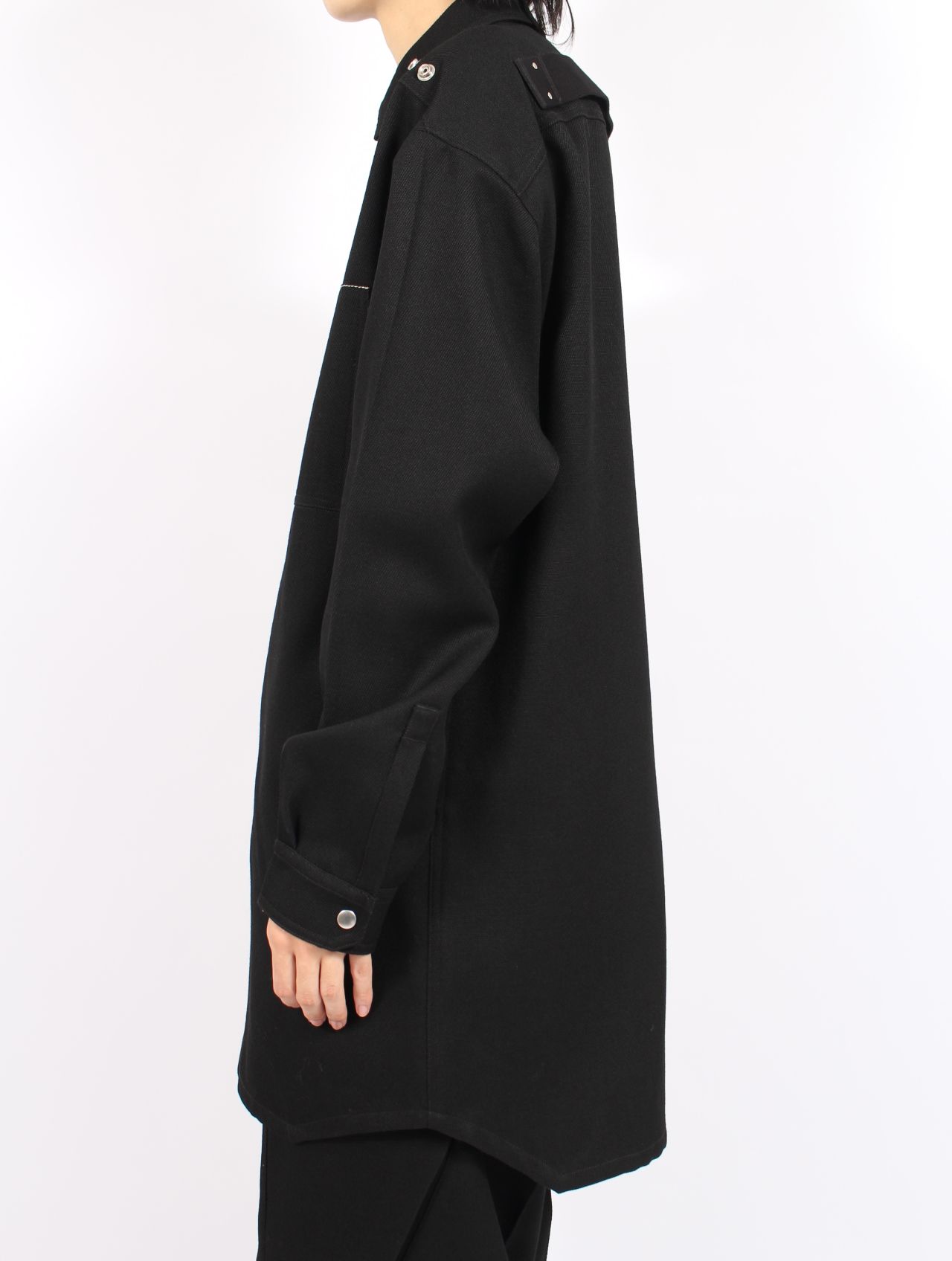 【25AW】オーバーサイズ アウターシャツ / OVERSIZED OUTERSHIRT / ブラック