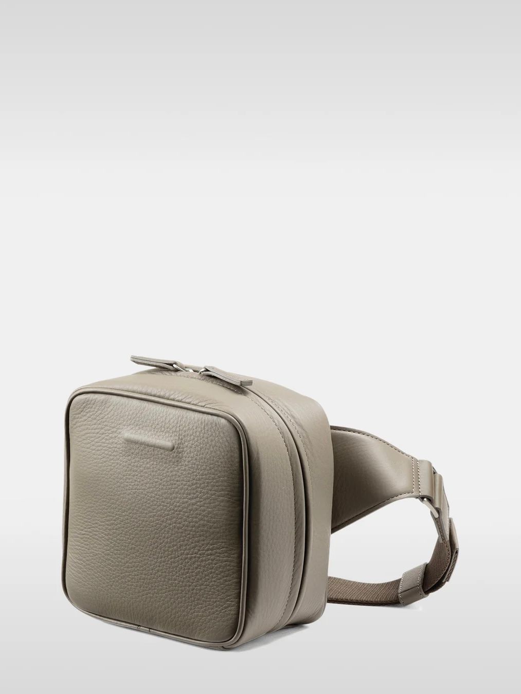 ウィークエンド カメラバッグ ミディアム / WEEKEND CAMERA BAG MEDIUM / トープ