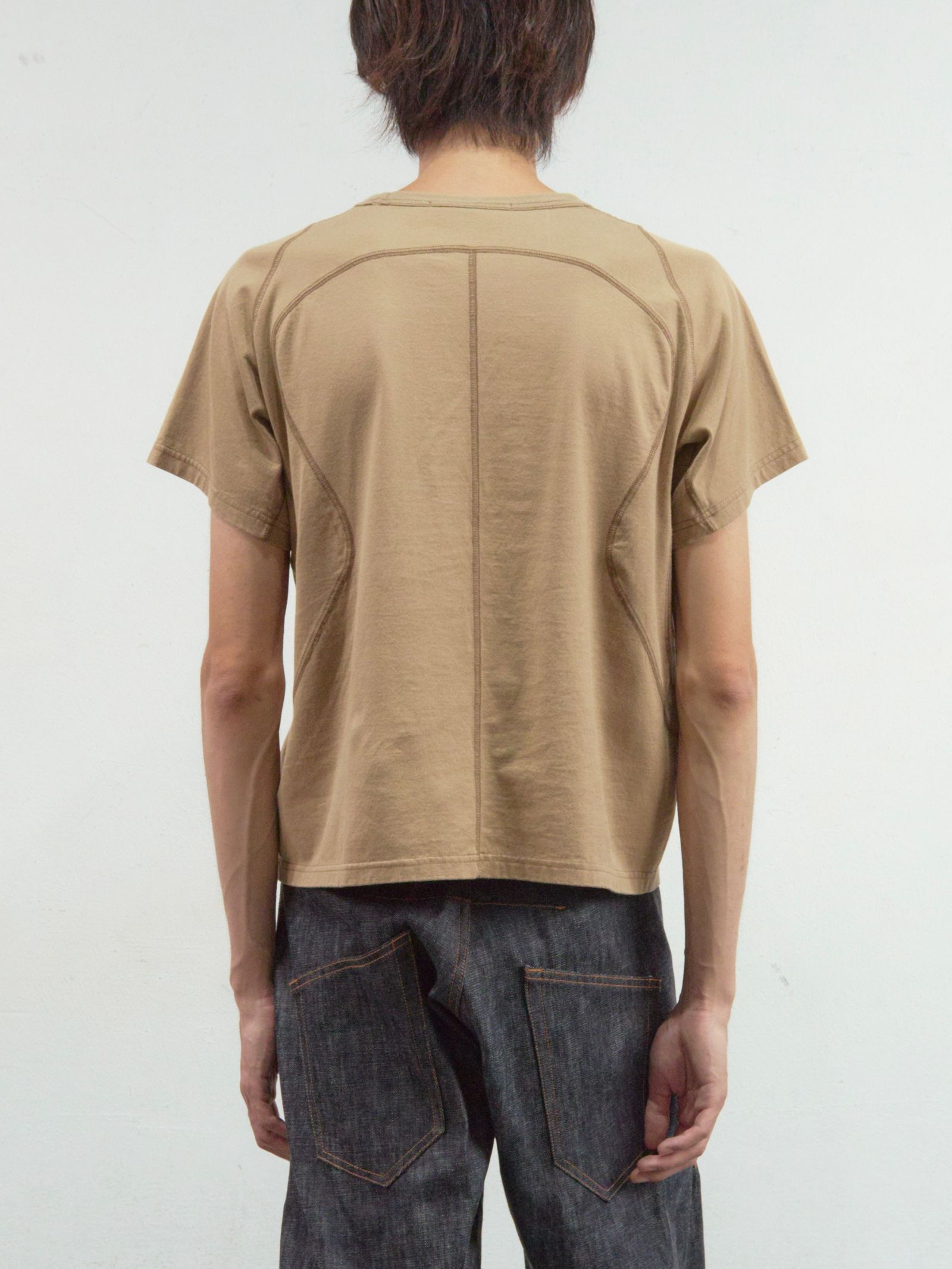 【26SS】 パネルド ハーフスリーブ Tシャツ / PANELLED HALF SLEEVE T-SHIRT / BEIGE (ベージュ)