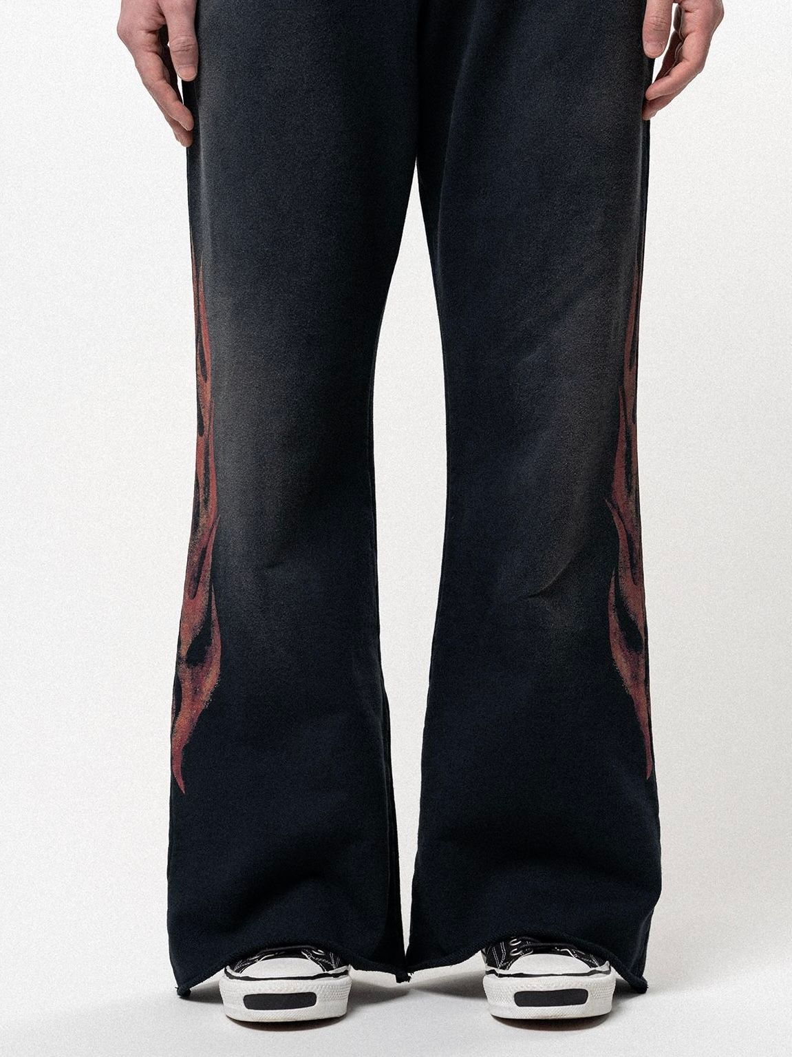 【26SS】クレヨン フレーム ブーツカット スウェットパンツ / "CRAYON FLAME" DISTRESSED BOOTCUT SWEAT PANTS / ブラック