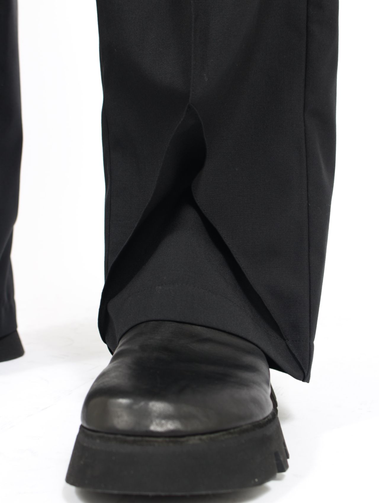 【26SS】ウール ストレート トラウザーズ スラックス / YTRS / ブラック