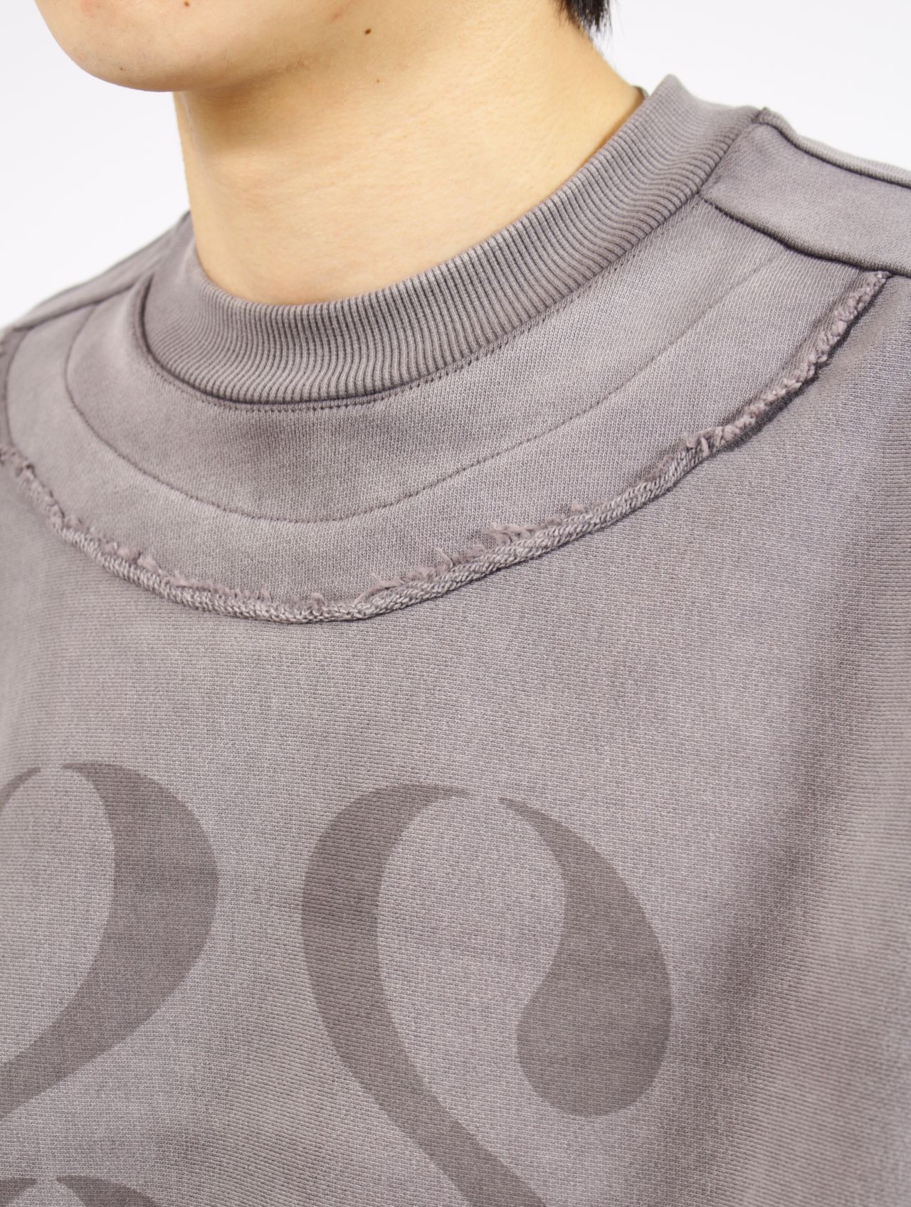 【25AW】25 スウェット トップス / 25 TOP / グレー