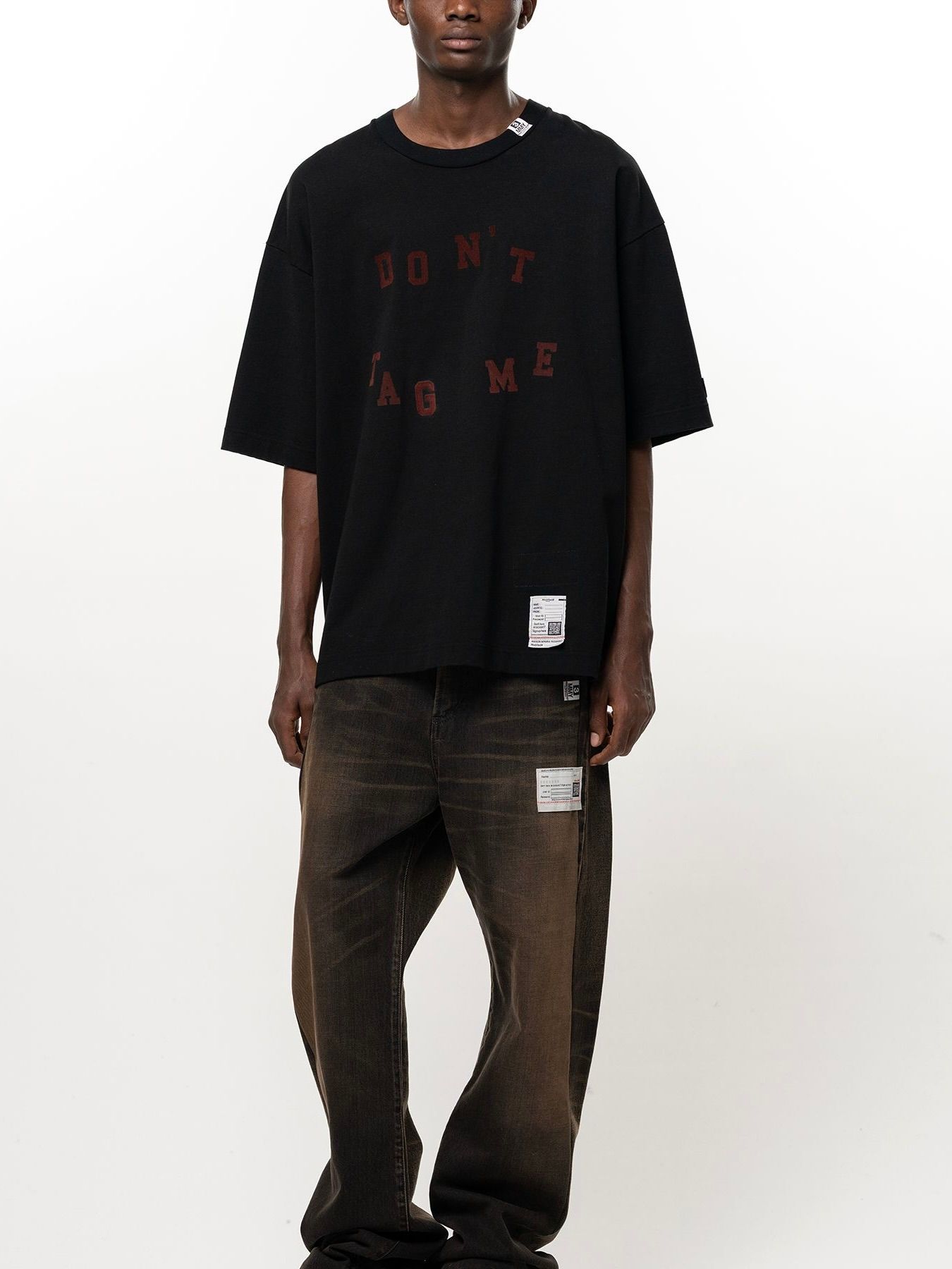 【26AW】ドント タグ ミー フロッキー Tシャツ / DON'T TAG ME, FLOCKY TEE / ブラック
