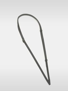 アジャスタブル レザー ストラップ付 iPhone アクセサリー / ADJUSTABLE ACCESORY STRAP / グレー
