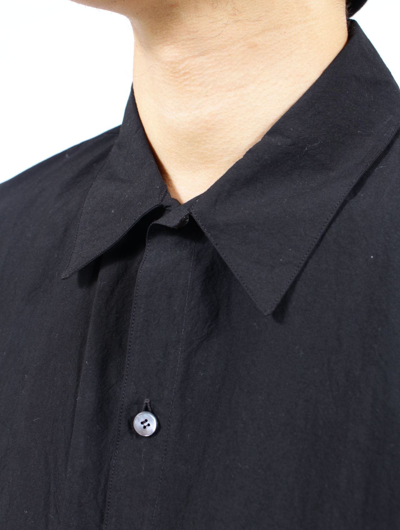 【25SS】ハンドステッチ ヘム ボンバー リラックス フィット シャツ / HAND-STITCHED HEM BORDER  RELAXED FIT SHIRT / ブラック