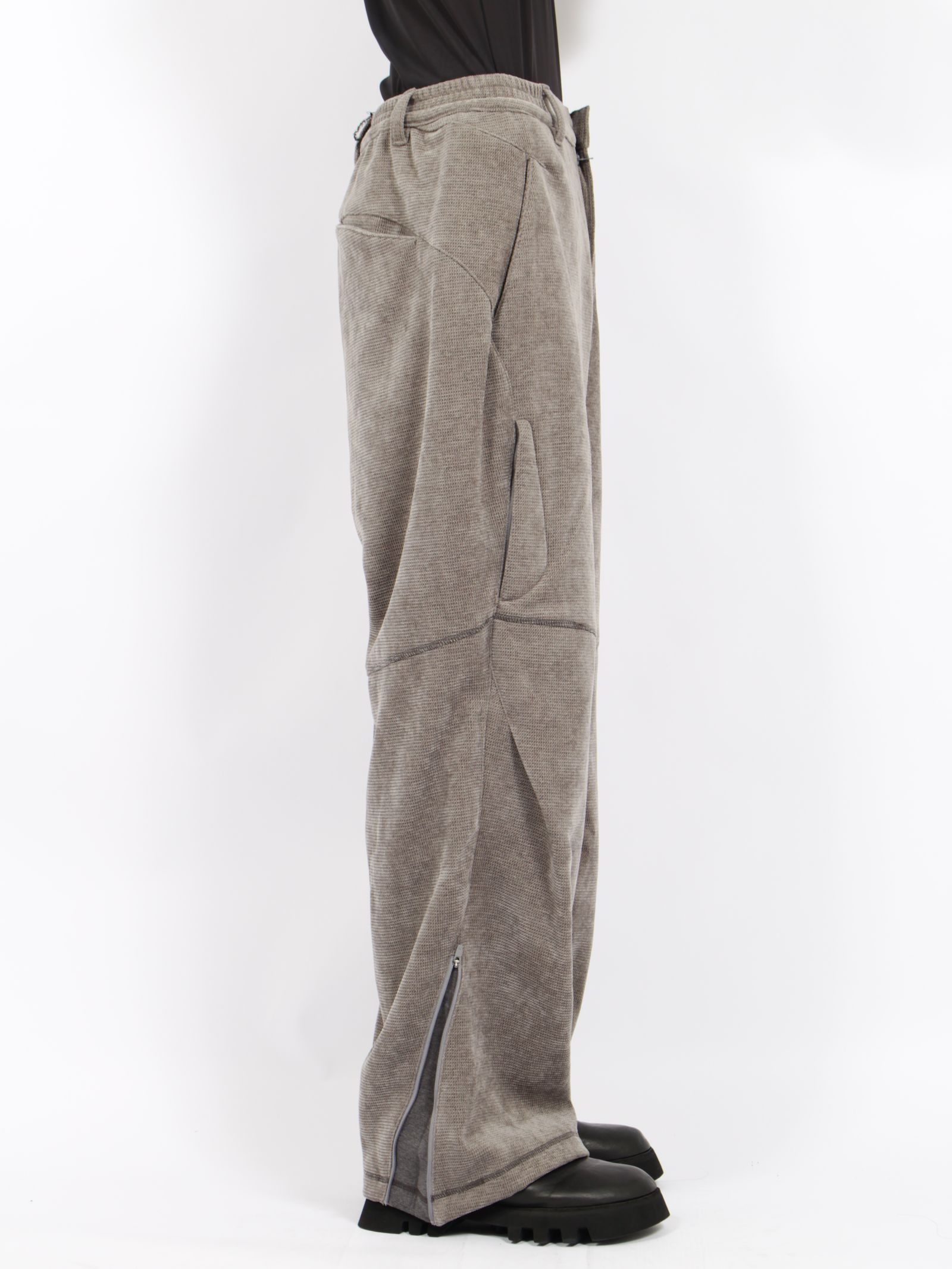 【26AW】ナーヴ パンツ / NURV PANTS / グレー