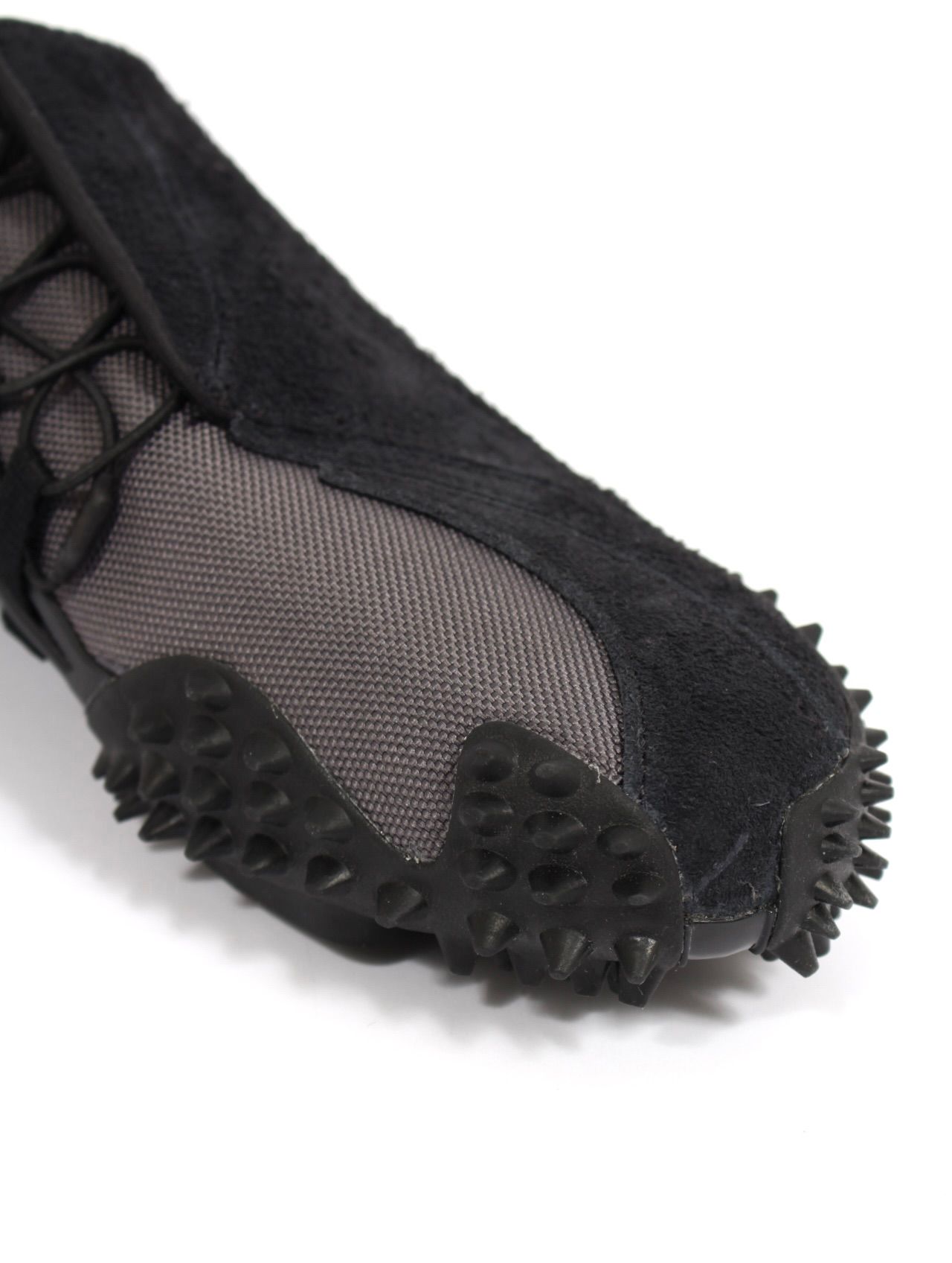 【25AW】プーマ × サンサンギア コラボレーション モストロ スニーカー / PUMA × SAN SAN GEAR MOSTRO NU SAN SAN GEAR / ブラック × シャドウグレー