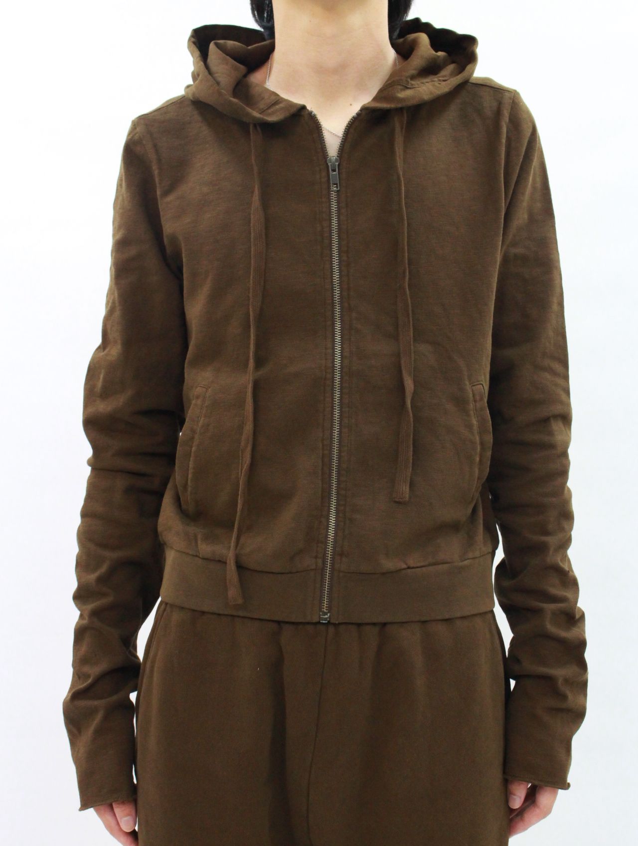 ライトウェイト クロップド ジップアップ フーディー パーカー / LIGHTWEIGHT CROPPED  ZIP UP / BRUNETTE (ブラウン)