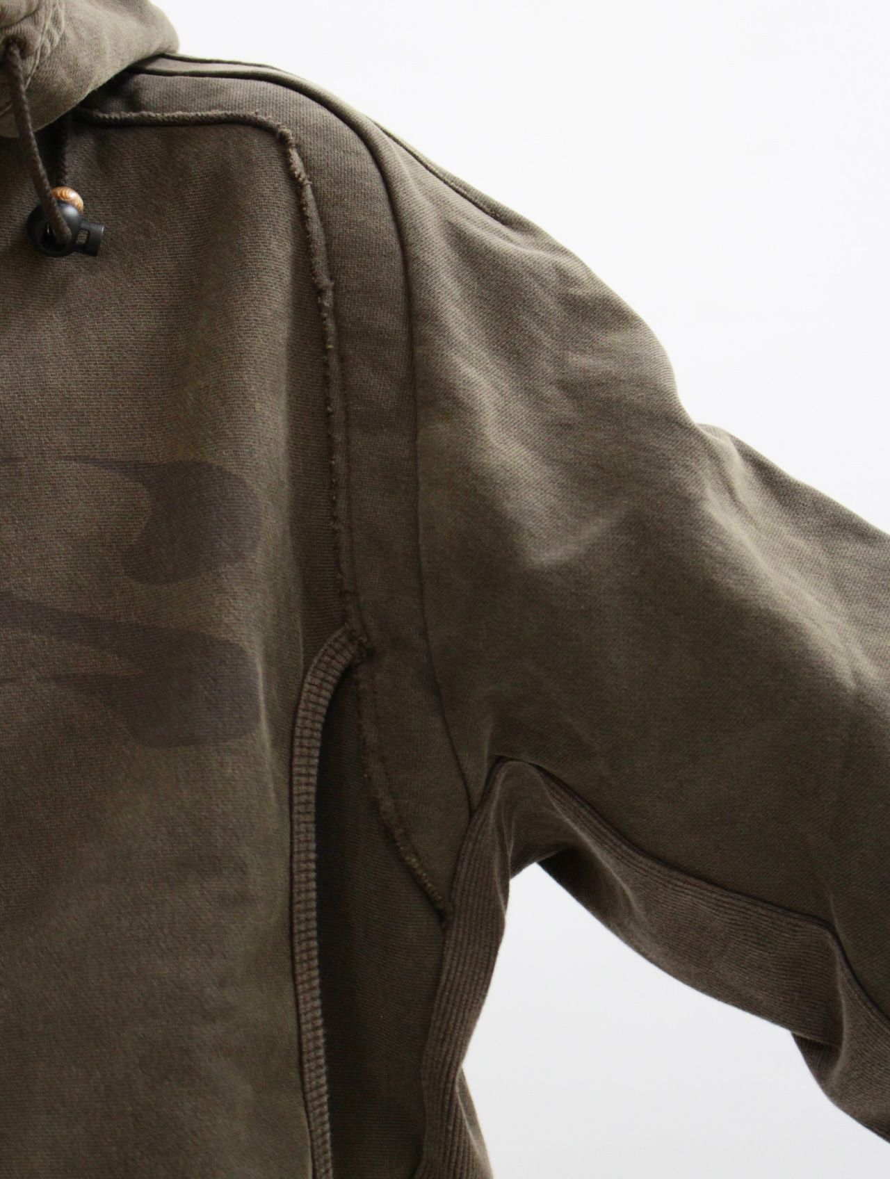 【25AW】25 フーディー パーカー / 25 HOODIE / ブラウン