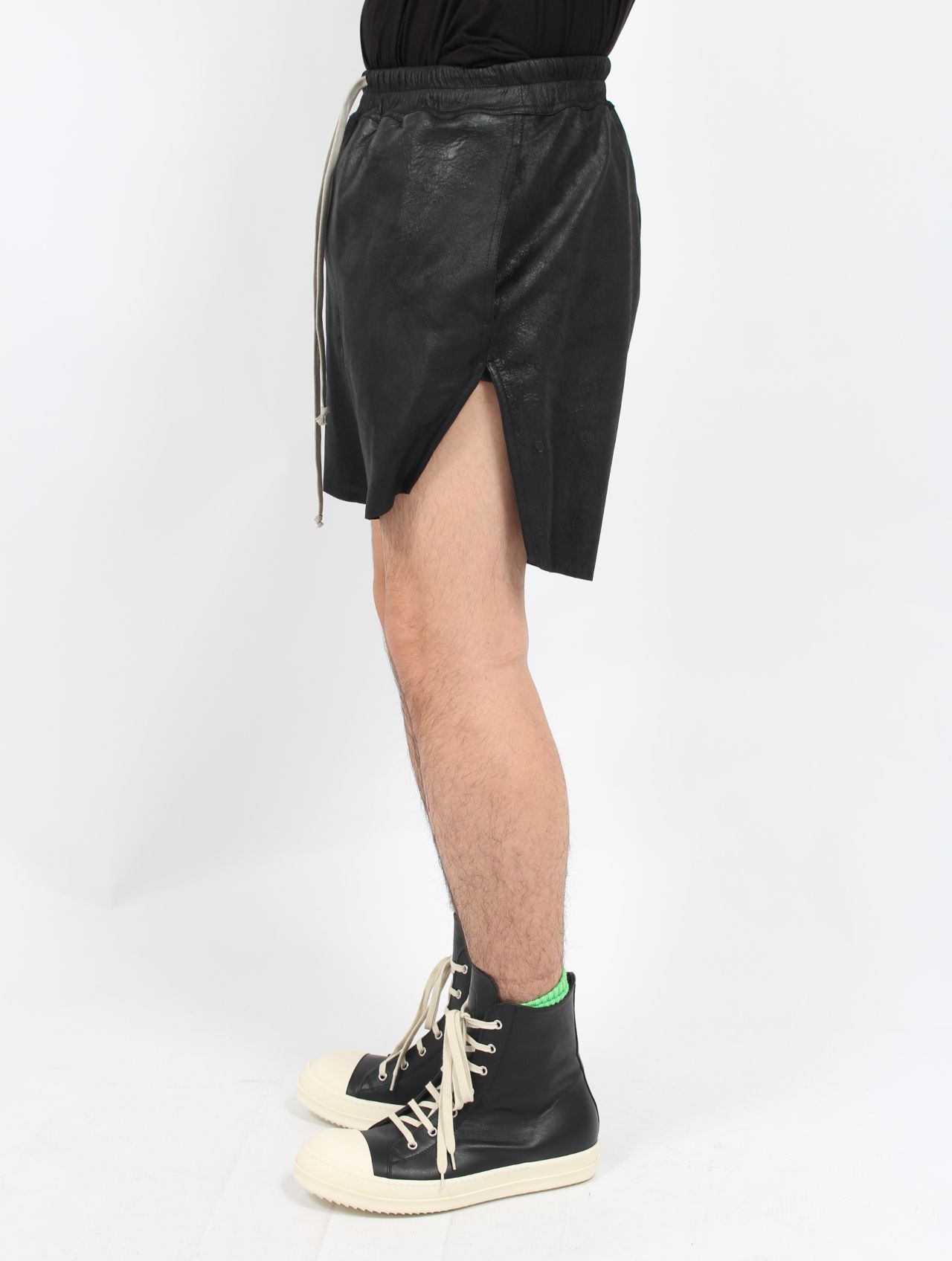 RICK OWENS - 【25SS】ラムレザー ボクサー ショート パンツ