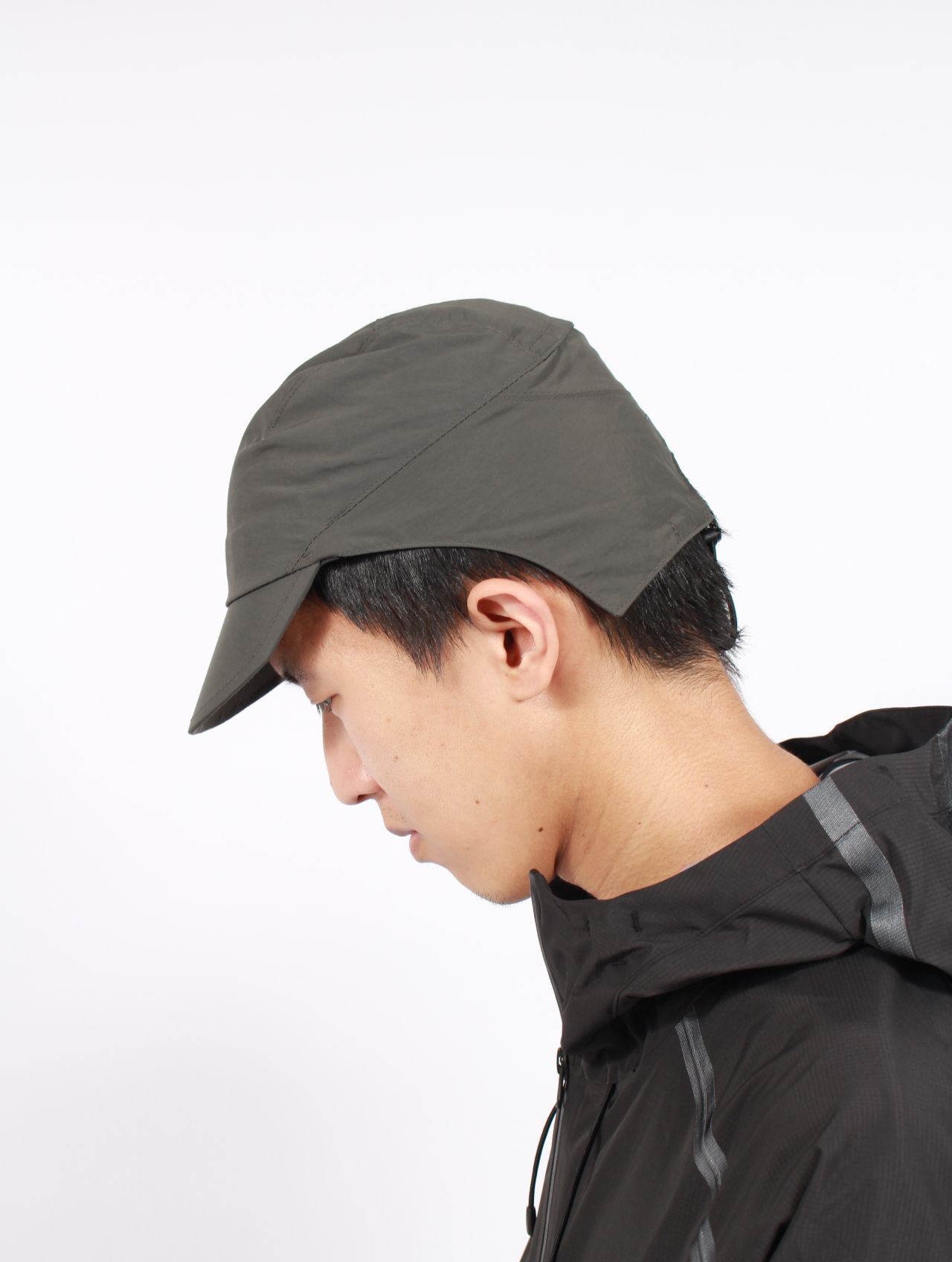 【25AW】ロー アングル キャップ / LOW ANGLE CAP / グレー